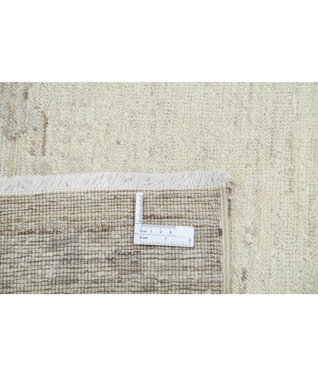 Hand Knotted Oushak Wool Rug - 7'11'' x 9'3'' 7' 11" X 9' 3" (241 X 282) / Taupe / Ivory