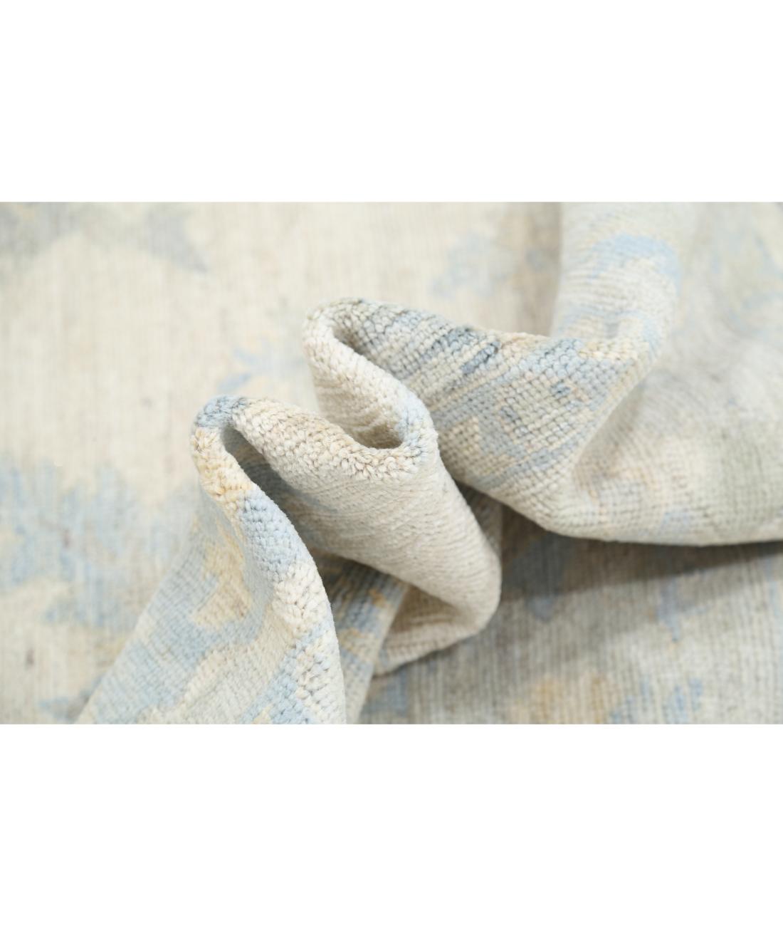 Hand Knotted Oushak Wool Rug - 6'8'' x 8'3'' 6' 8" X 8' 3" (203 X 251) / Taupe / Silver