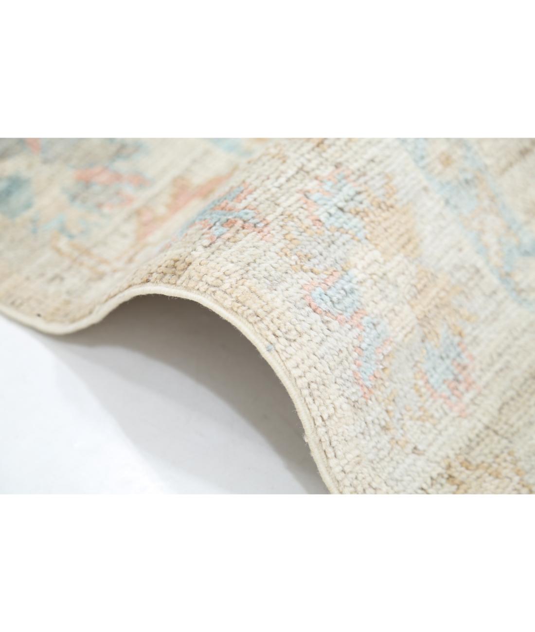 Hand Knotted Oushak Wool Rug - 4'0'' x 6'0'' 4' 0" X 6' 0" (122 X 183) / Taupe / Grey