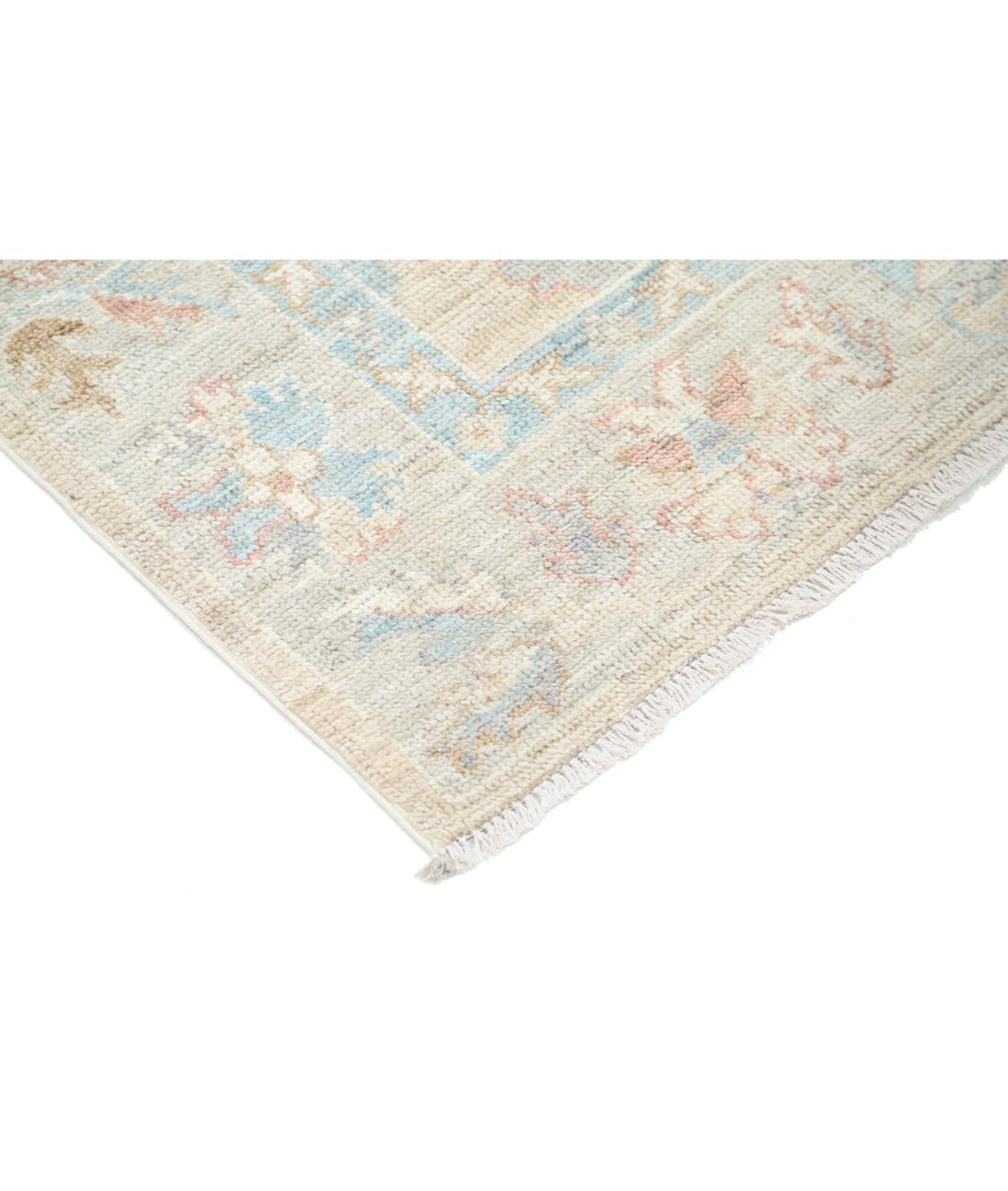 Hand Knotted Oushak Wool Rug - 4'0'' x 6'0'' 4' 0" X 6' 0" (122 X 183) / Taupe / Grey