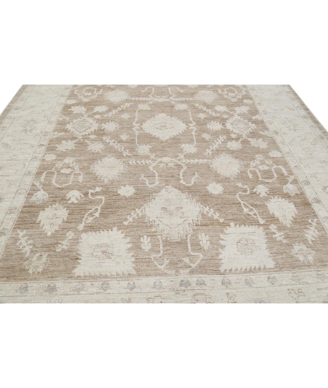 Hand Knotted Oushak Wool Rug - 9'2'' x 12'10'' 9' 2" X 12' 10" (279 X 391) / Taupe / Ivory