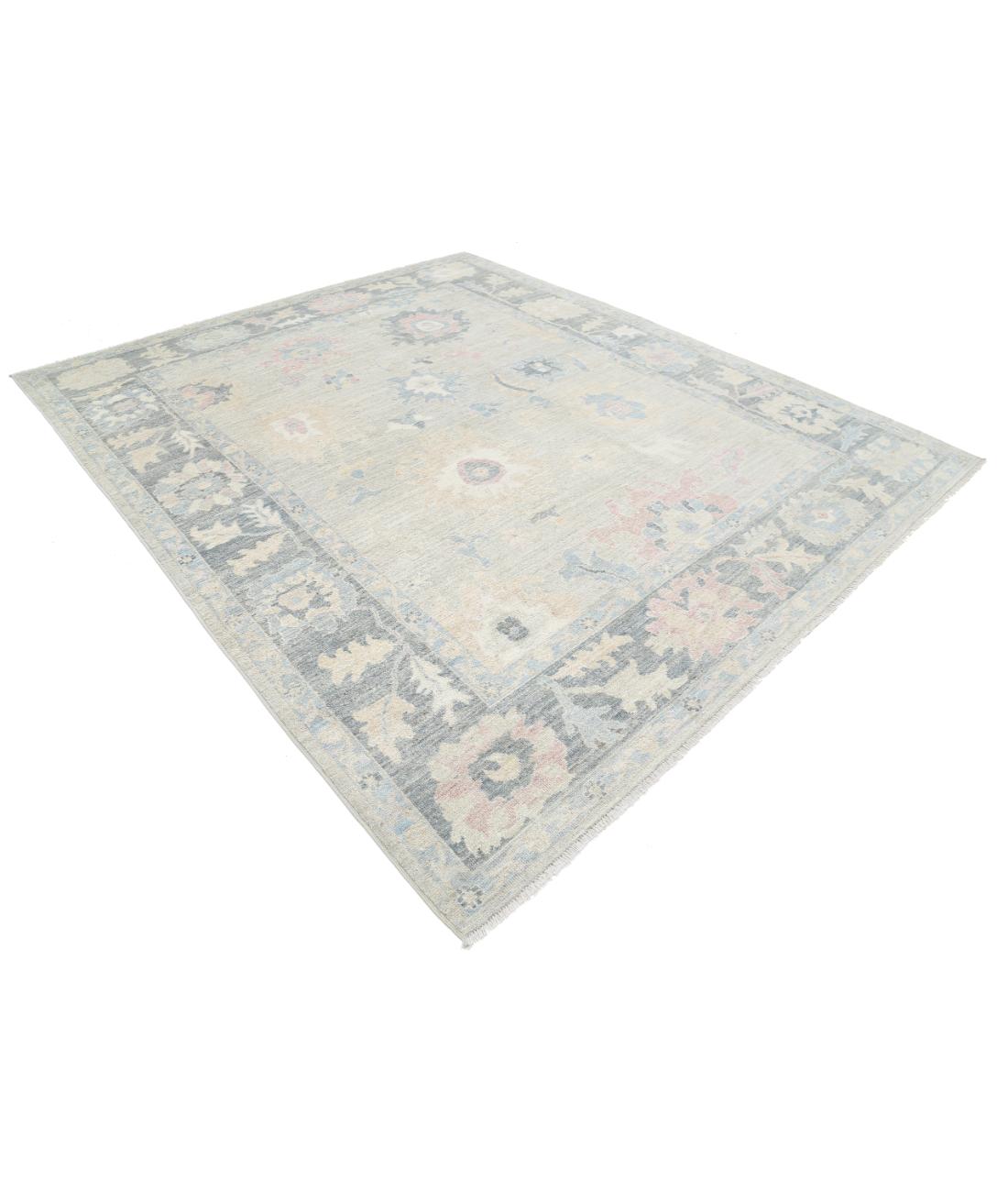 Hand Knotted Oushak Wool Rug - 8'5'' x 9'11'' 8' 5" X 9' 11" (257 X 302) / Silver / Grey