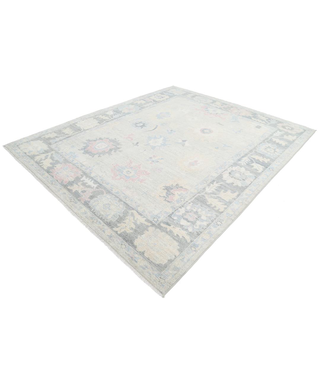 Hand Knotted Oushak Wool Rug - 8'5'' x 9'11'' 8' 5" X 9' 11" (257 X 302) / Silver / Grey