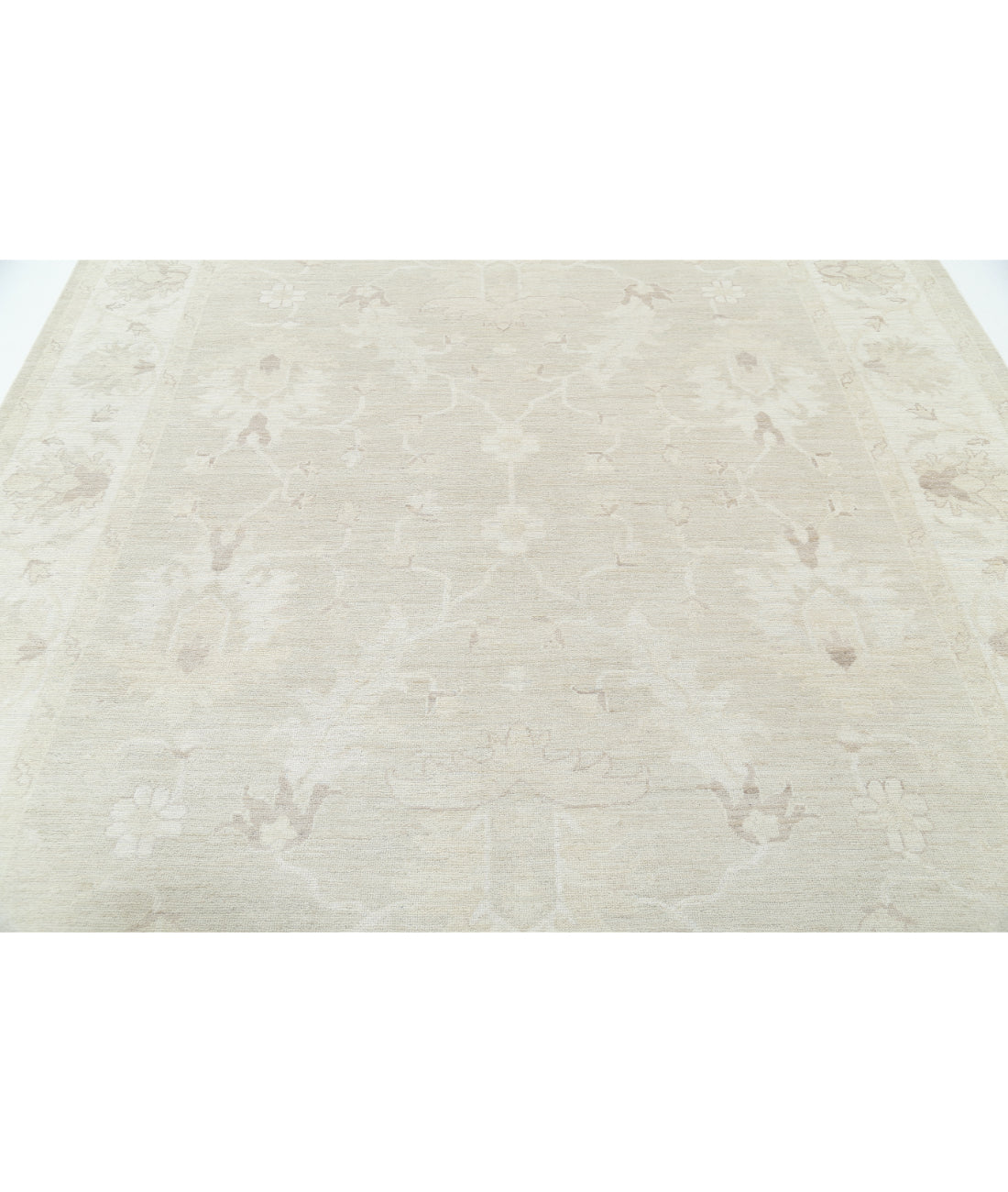 Hand Knotted Oushak Wool Rug - 8'1'' x 10'0'' 8' 1" X 10' 0" (246 X 305) / Taupe / Ivory