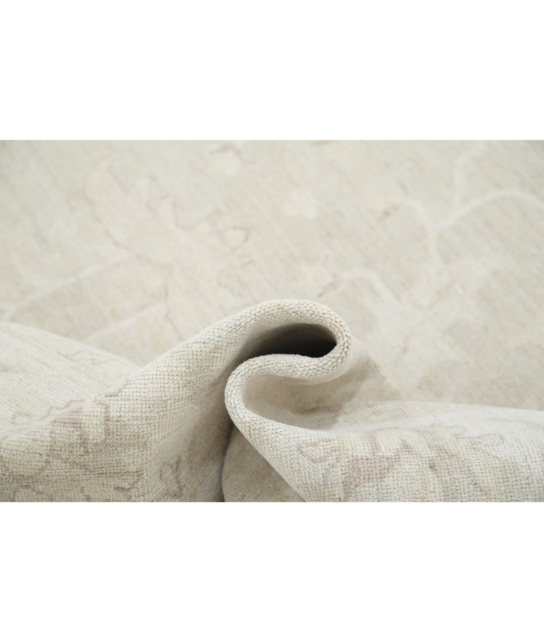 Hand Knotted Oushak Wool Rug - 8'1'' x 10'0'' 8' 1" X 10' 0" (246 X 305) / Taupe / Ivory