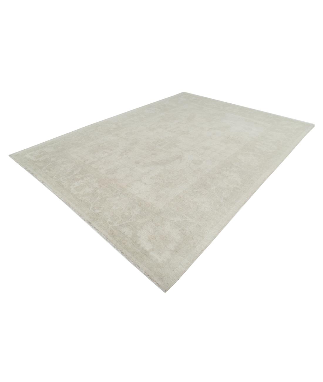 Hand Knotted Oushak Wool Rug - 8'9'' x 11'9'' 8' 9" X 11' 9" (267 X 358) / Ivory / Taupe