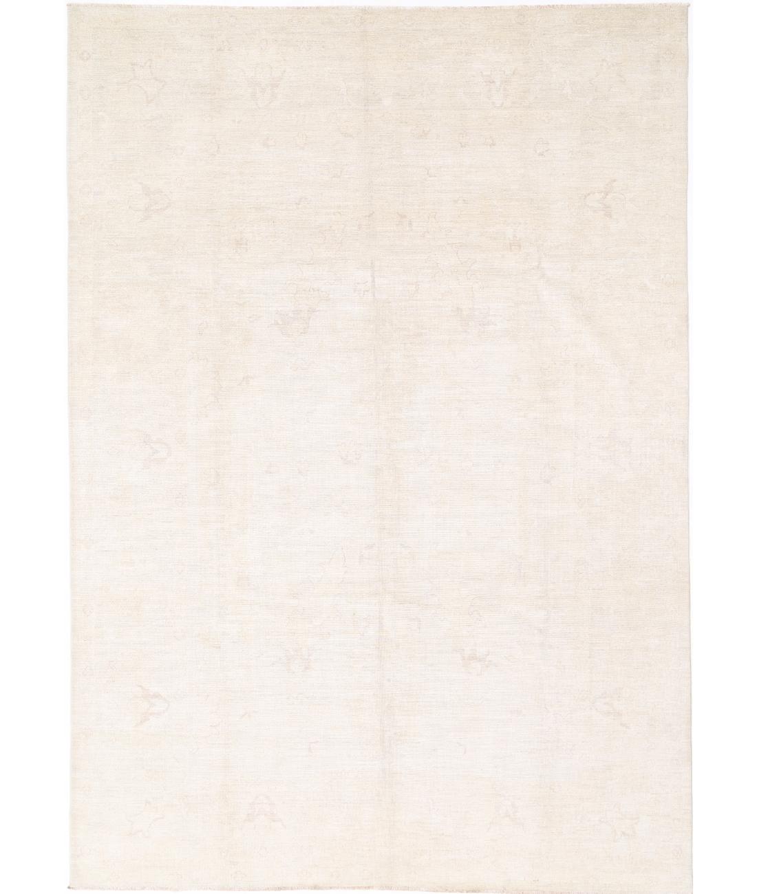 Hand Knotted Oushak Wool Rug - 8&#39;8&#39;&#39; x 12&#39;2&#39;&#39; 8&#39; 8&quot; X 12&#39; 2&quot; (264 X 371) / Silver / Ivory
