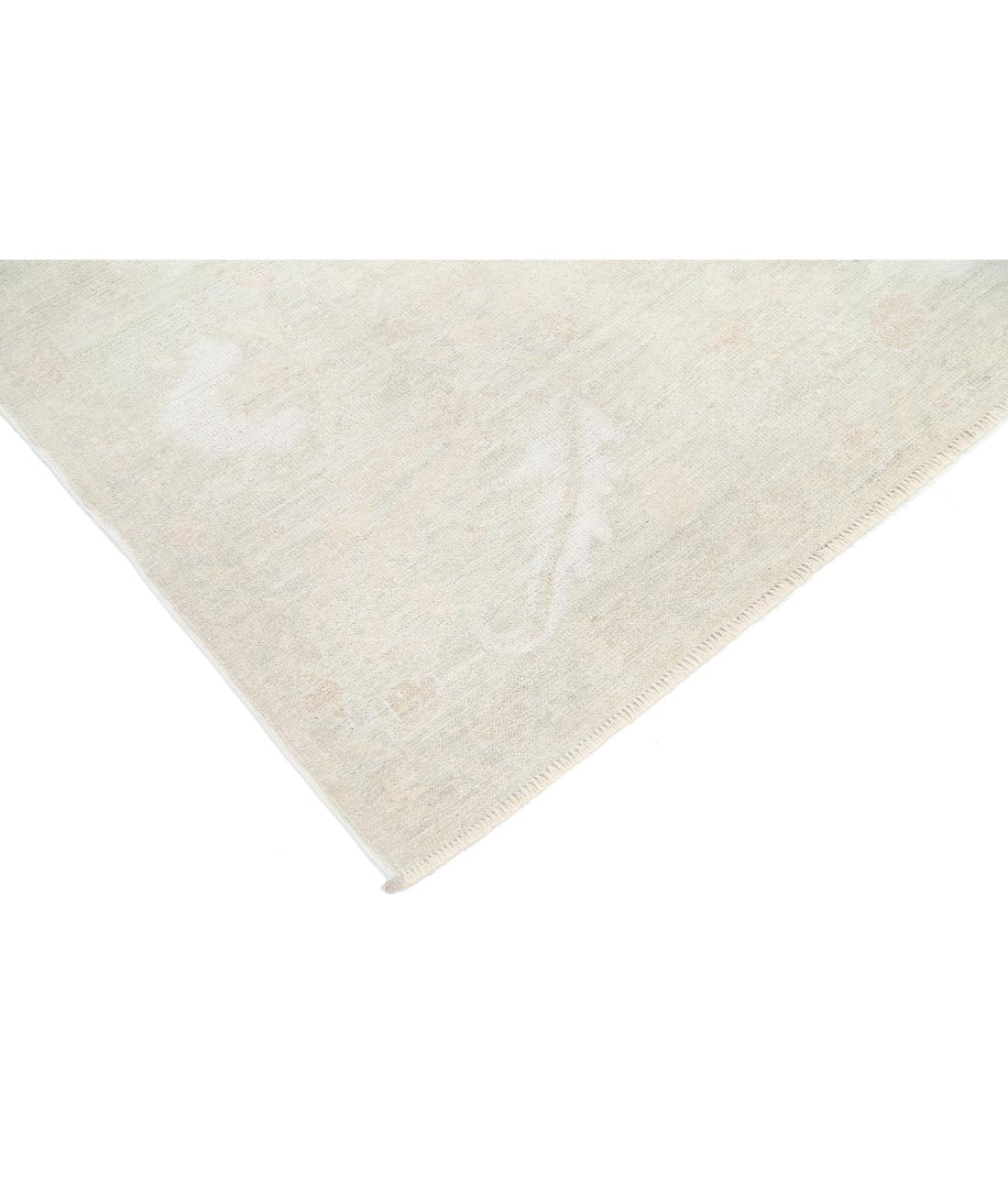 Hand Knotted Oushak Wool Rug - 8'3'' x 10'0'' 8' 3" X 10' 0" (251 X 305) / Silver / Ivory