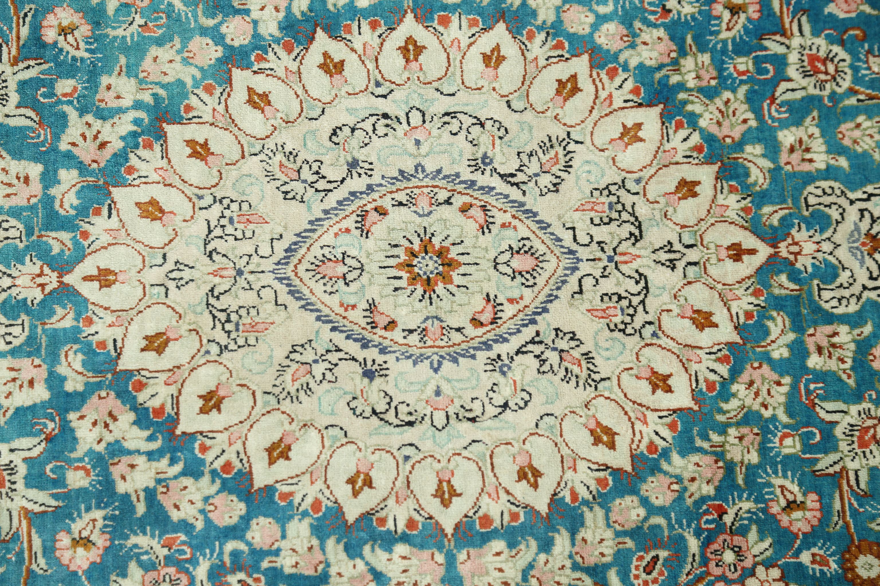 The Qum Posy