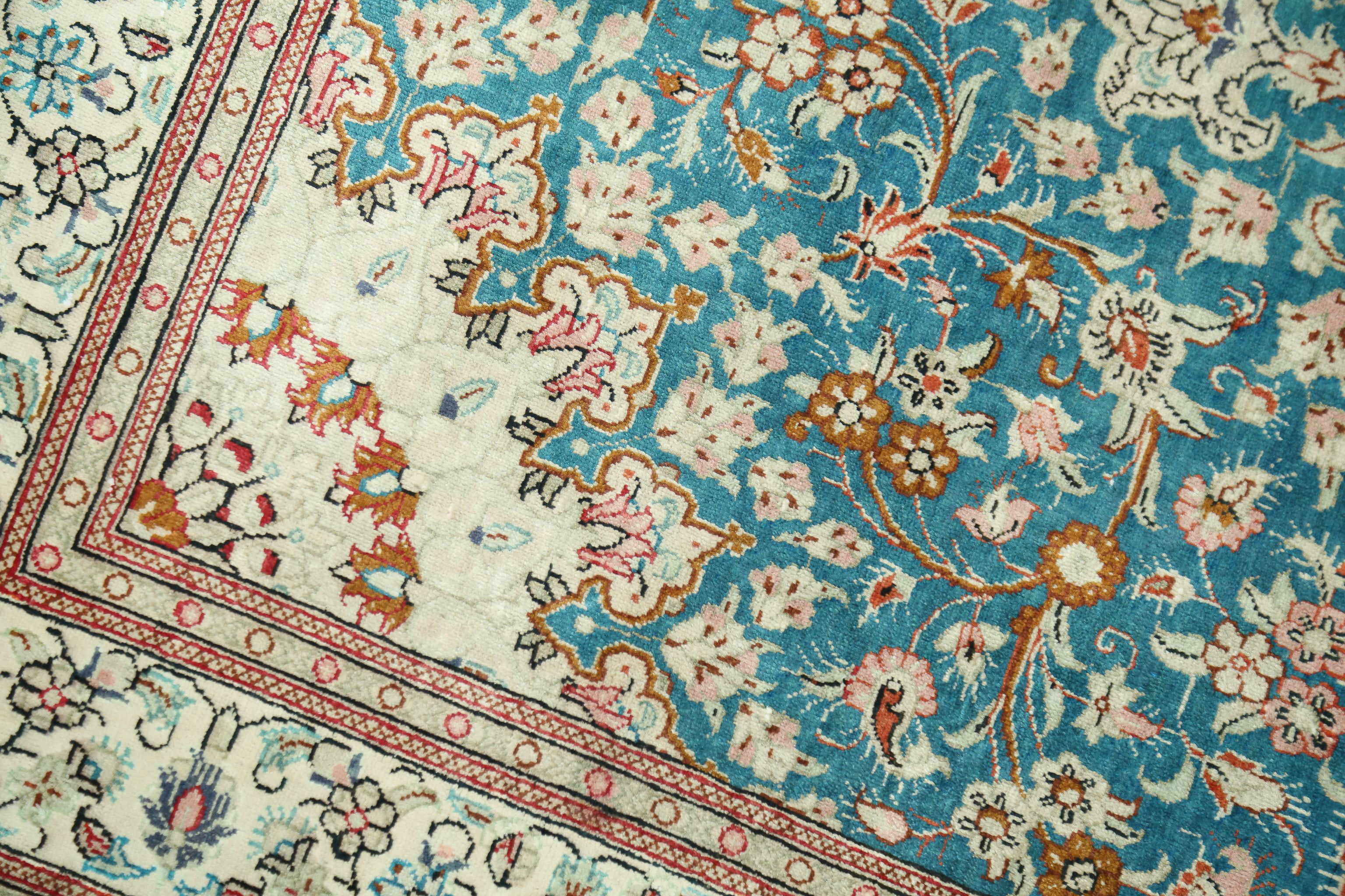 The Qum Posy