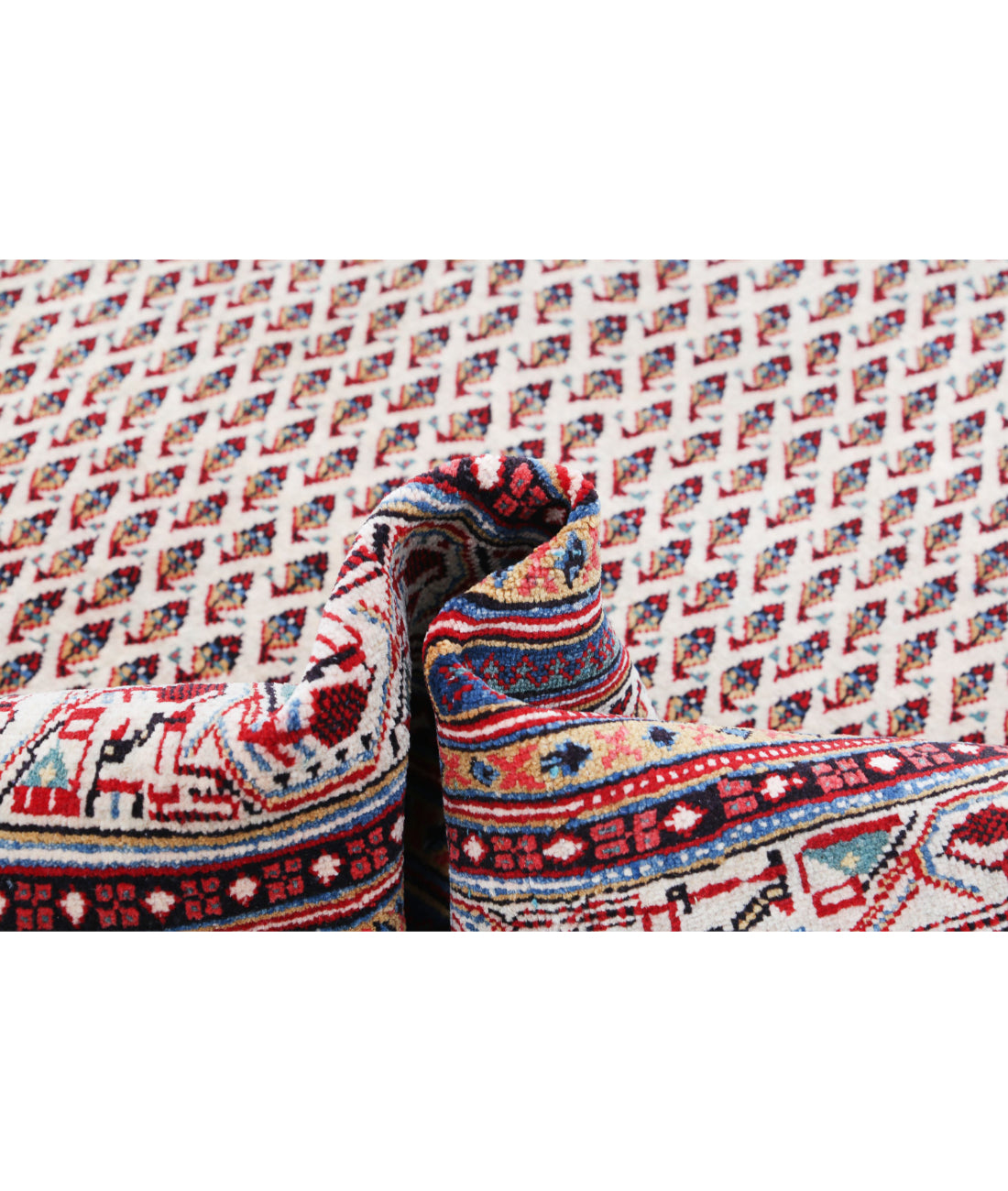 Hand Knotted Persian Mir Saraband Wool Rug - 7'9'' x 9'11'' 7'9'' x 9'11'' (233 X 298) / Ivory / Multi