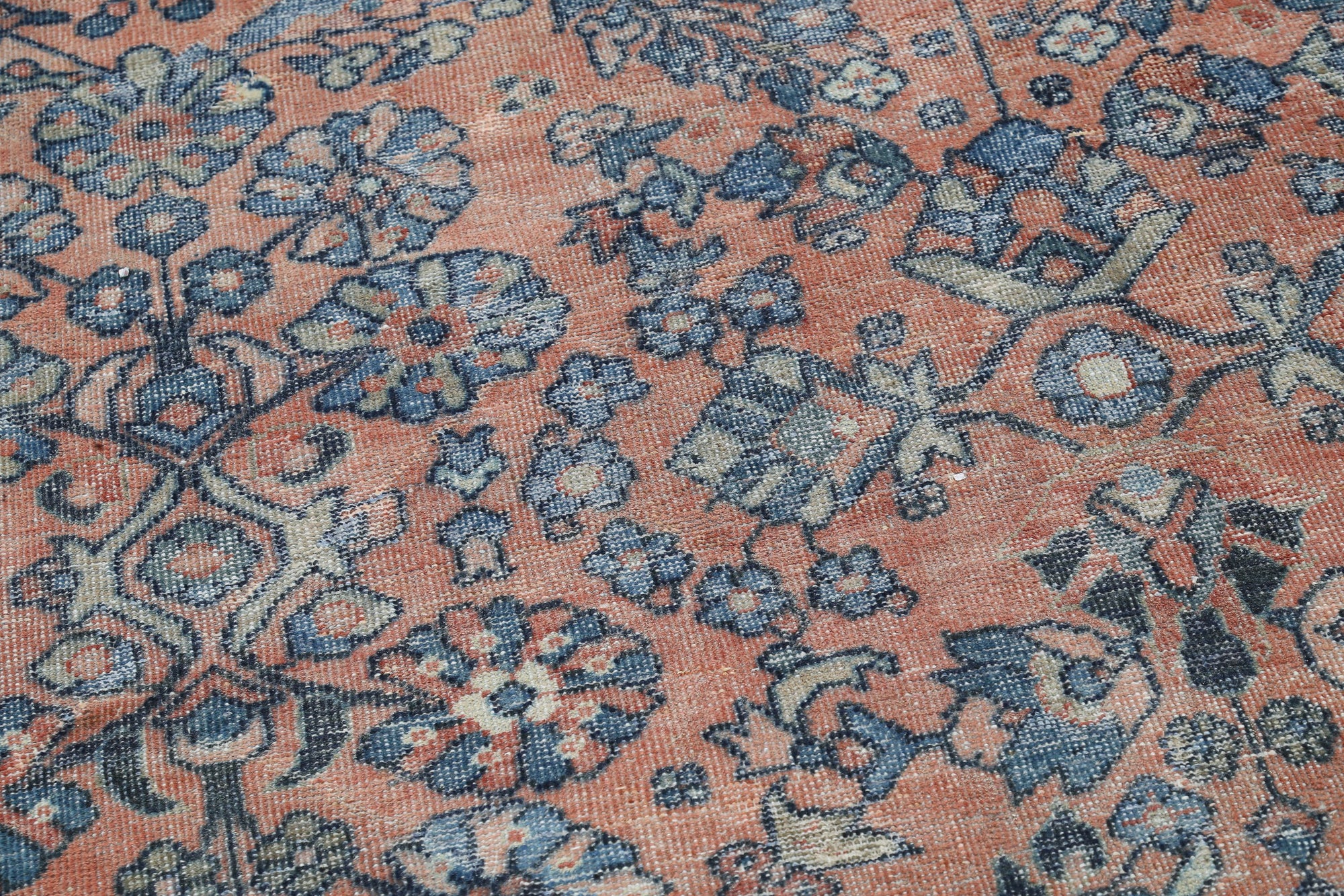hand-knotted-sarouk-wool-rug-5025171-5.jpg