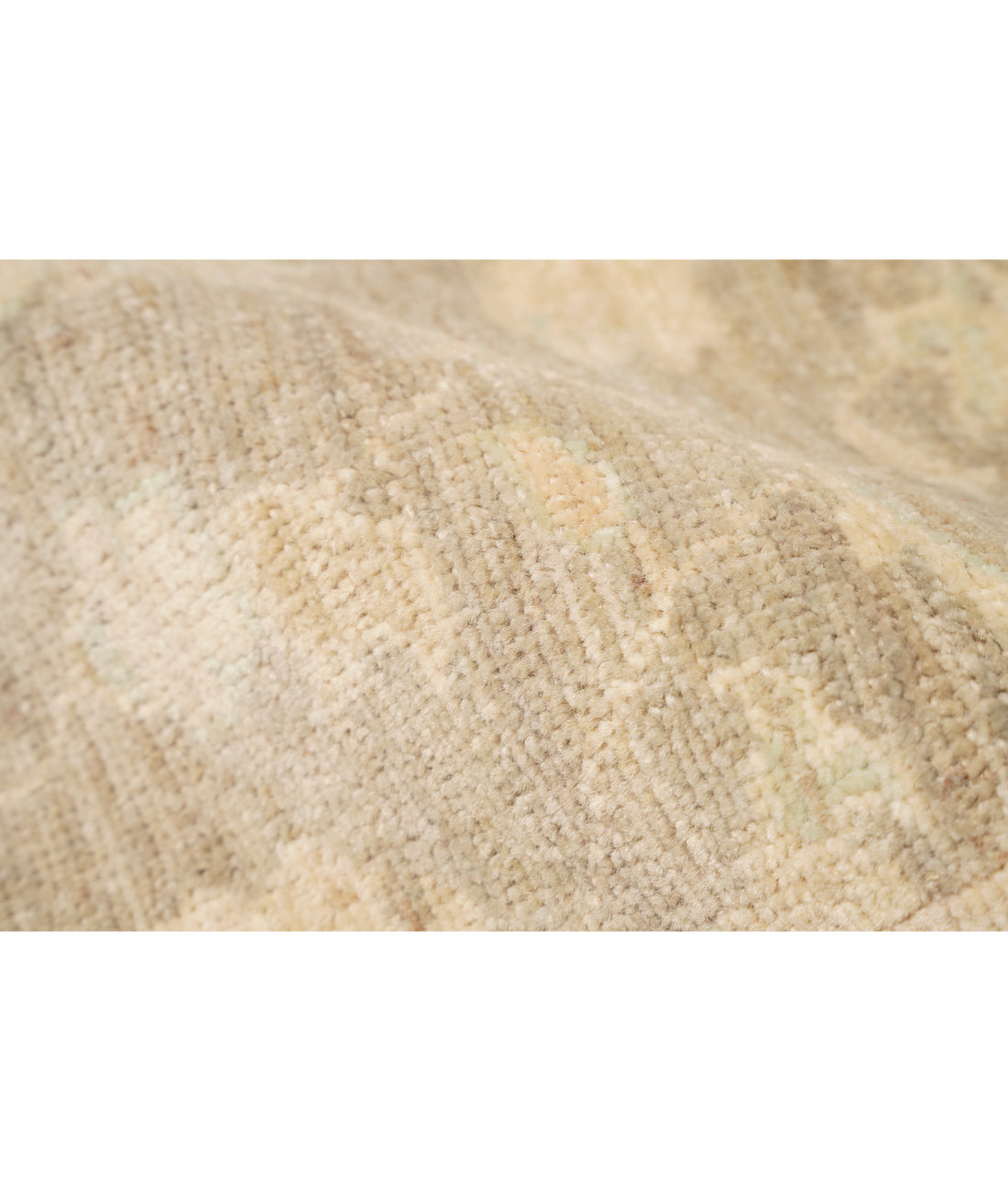 Hand Knotted Serenity Wool Rug - 2'7'' x 18'5'' 2' 7" X 18' 5" (79 X 561) / Charcoal / Ivory