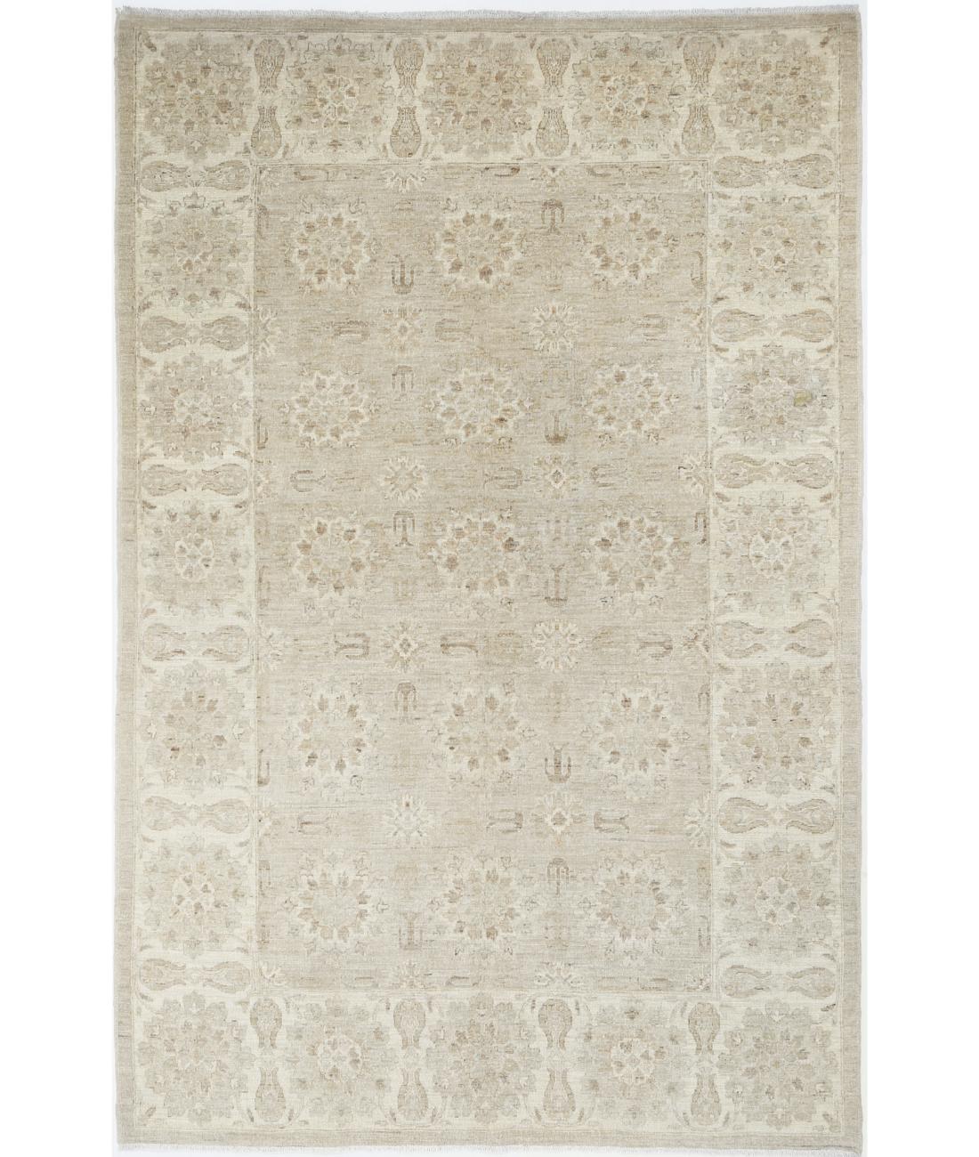 Hand Knotted Serenity Wool Rug - 5&#39;4&#39;&#39; x 8&#39;5&#39;&#39; 5&#39; 4&quot; X 8&#39; 5&quot; (163 X 257) / Taupe / Ivory