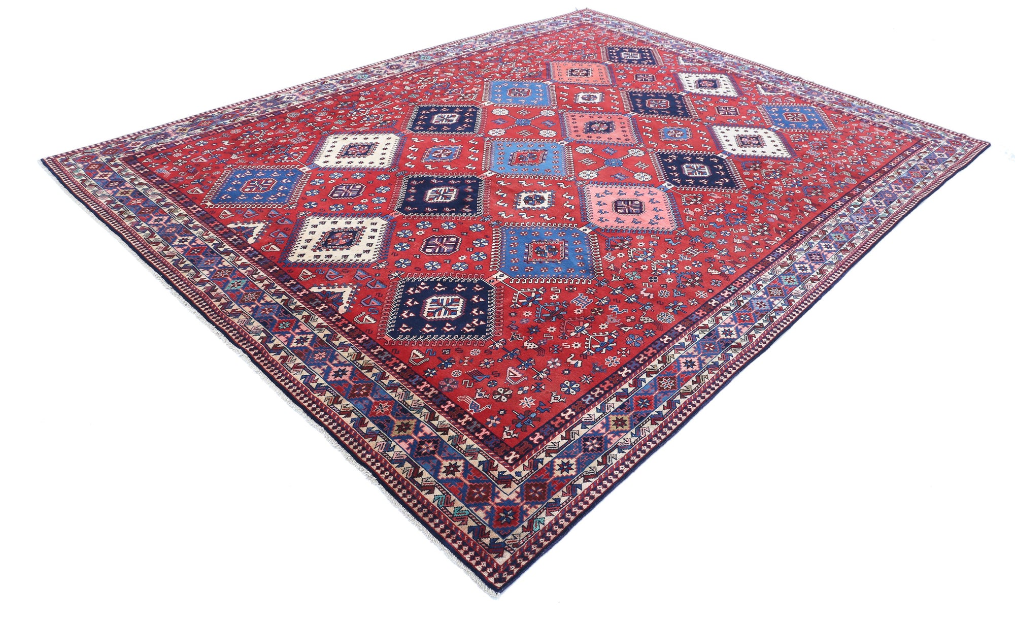hand-knotted-shiraz-wool-rug-5025181-2.jpg