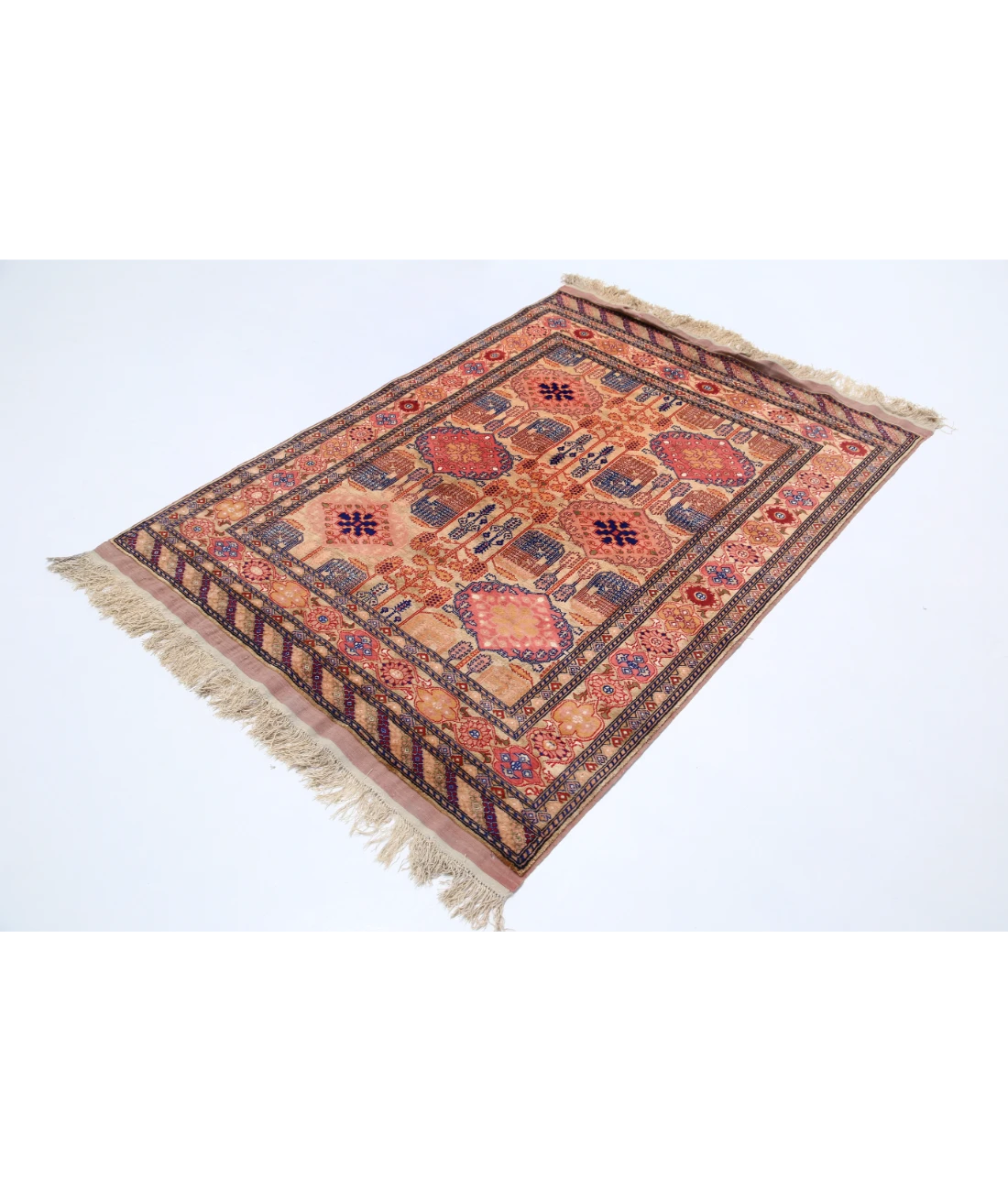Alfombra de seda y lana Tane de seda tribal anudada a mano - 4'0'' x 5'3''