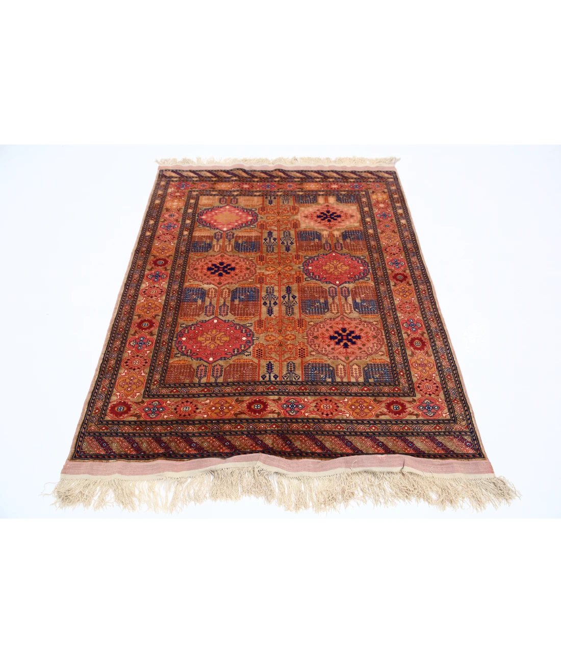 Alfombra de seda y lana Tane de seda tribal anudada a mano - 4'0'' x 5'3''