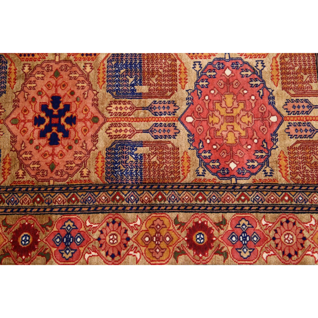 Alfombra de seda y lana Tane de seda tribal anudada a mano - 4'0'' x 5'3''