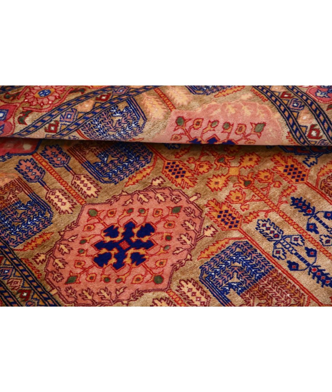 Alfombra de seda y lana Tane de seda tribal anudada a mano - 4'0'' x 5'3''