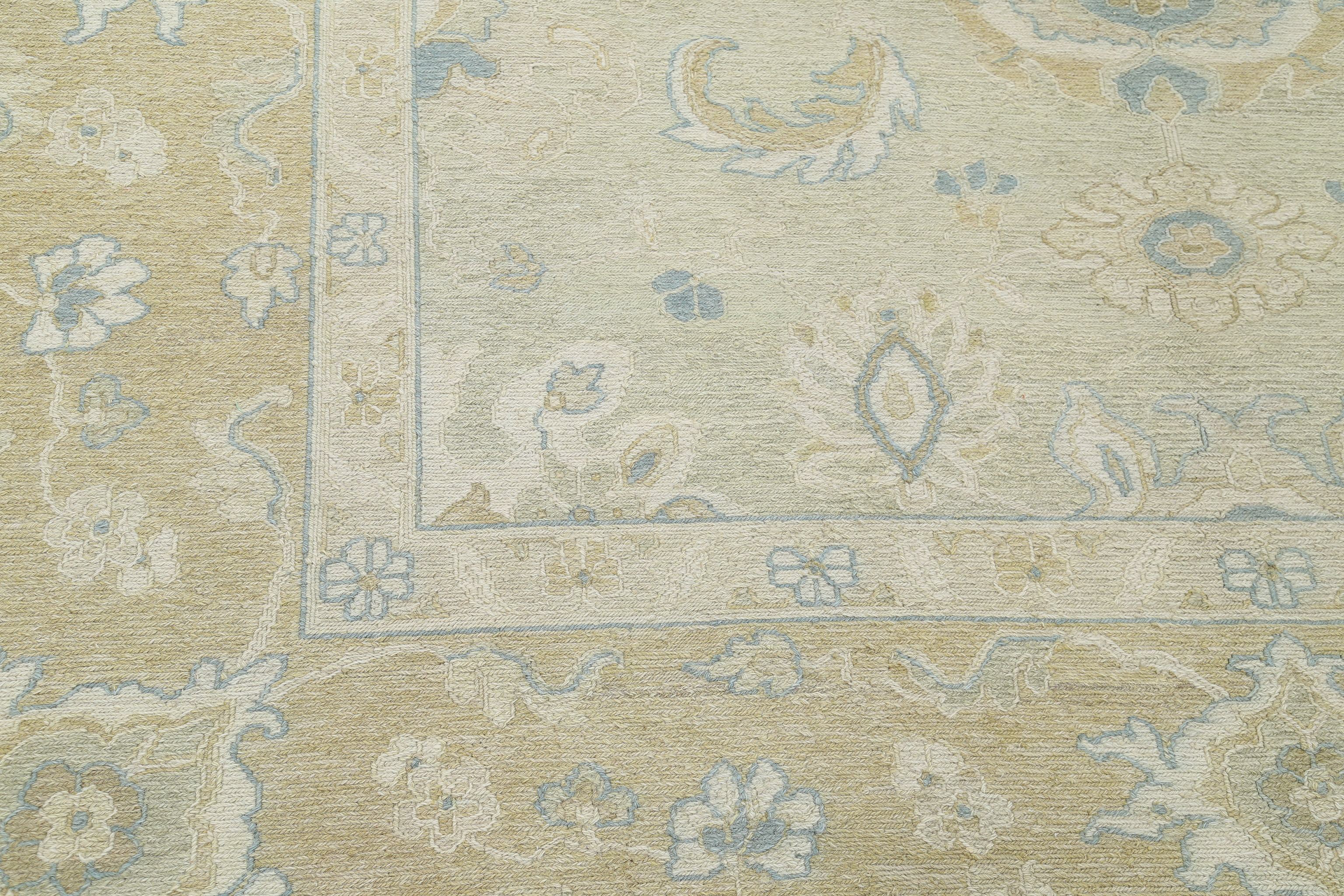 Hand Woven Serenity Sumak Wool Rug - 8'2'' x 10'11''