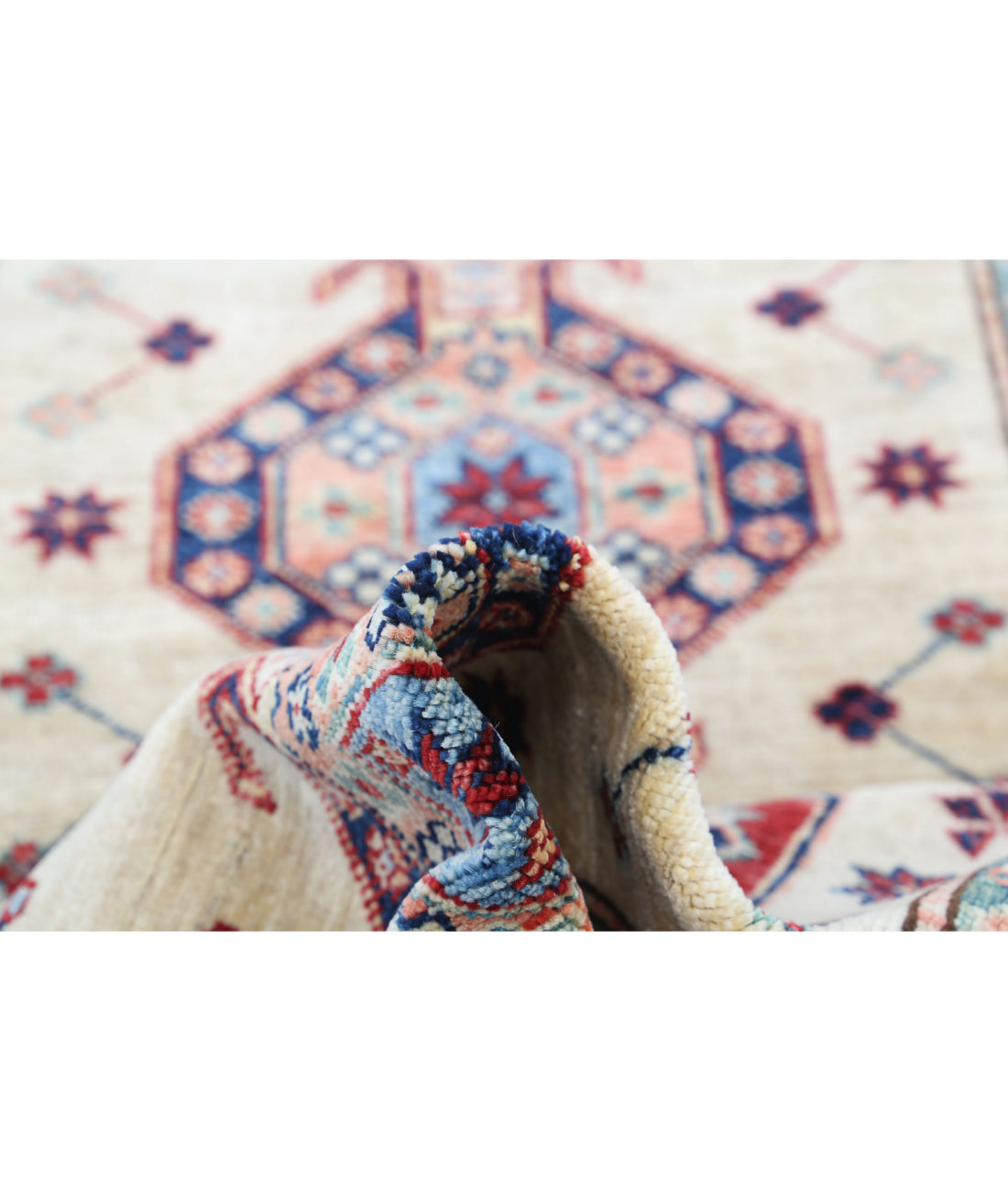 Hand Knotted Royal Kazak Wool Rug - 2'10'' x 4'0'' 2'10'' x 4'0'' (85 X 120) / Ivory / Red