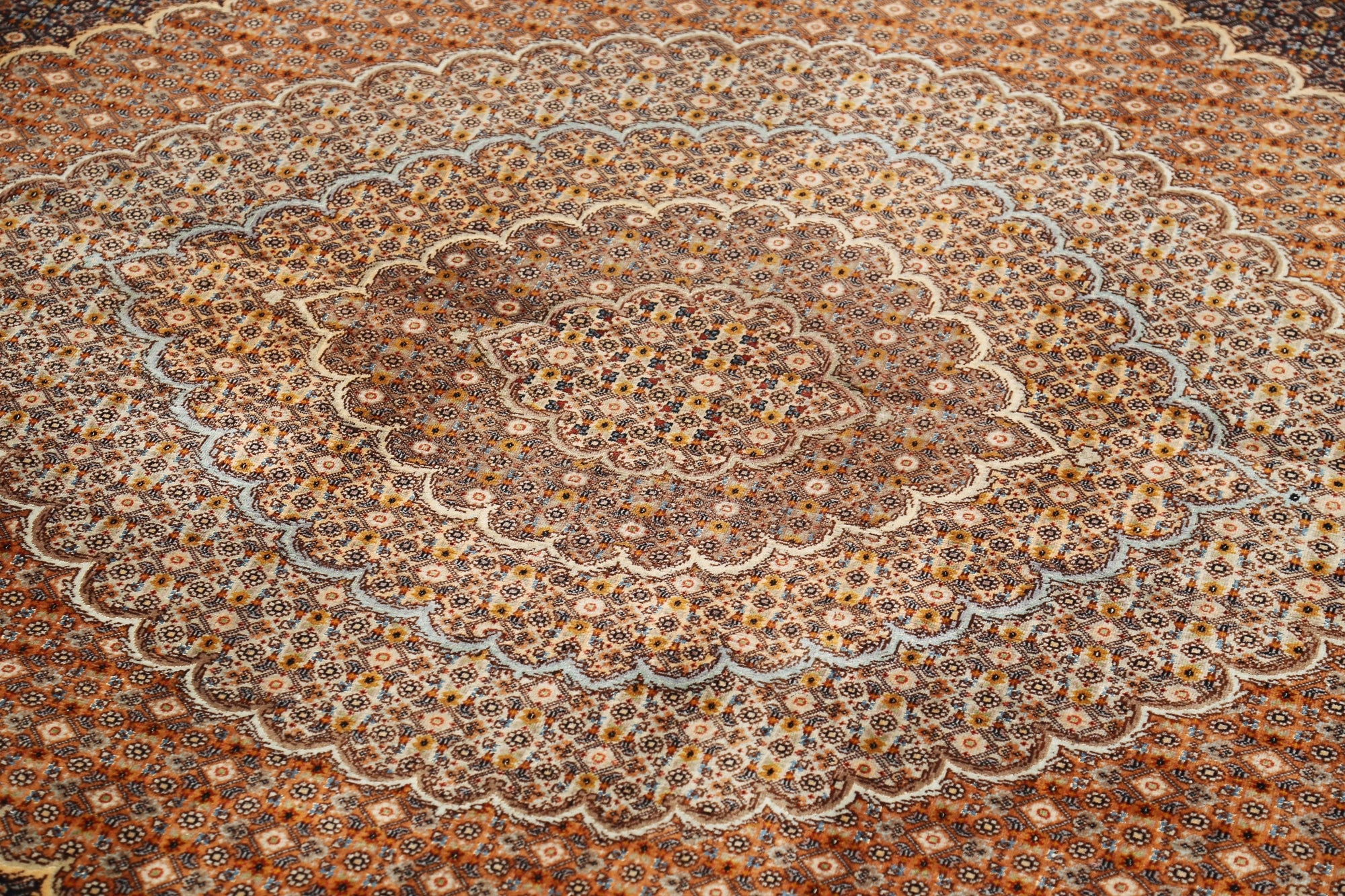 hand-knotted-tabriz-fine-wool-rug-5025145-6.jpg
