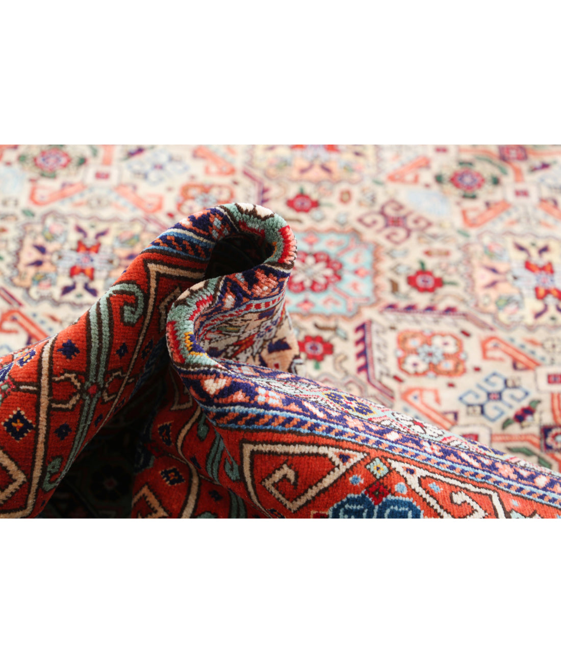 Hand Knotted Persian Tabriz Wool Rug - 9'8'' x 11'10'' 9'8'' x 11'10'' (290 X 355) / Beige / Rust