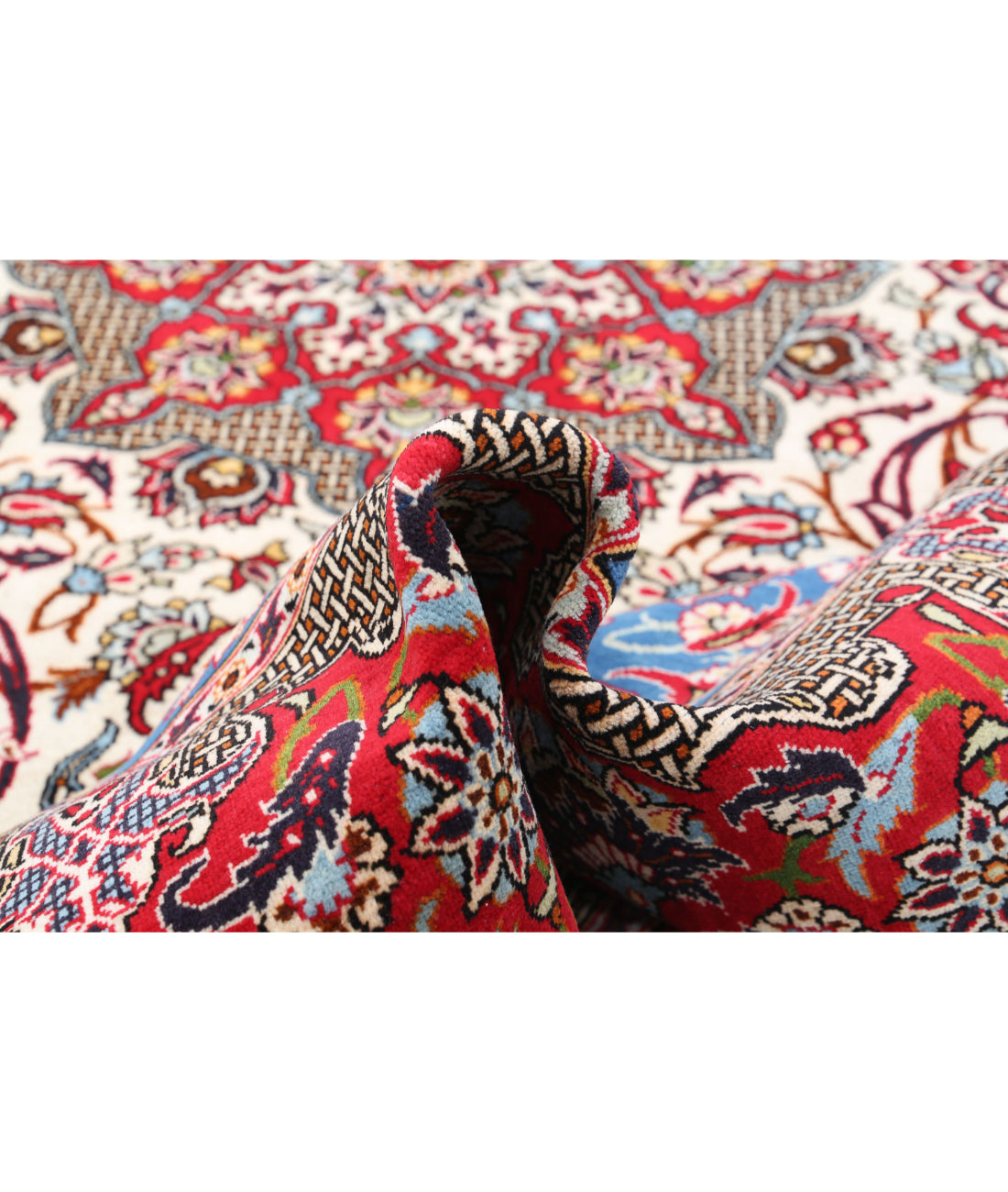 Hand Knotted Persian Tabriz Wool Rug - 8'5'' x 12'9'' 8'5'' x 12'9'' (253 X 383) / Ivory / Red