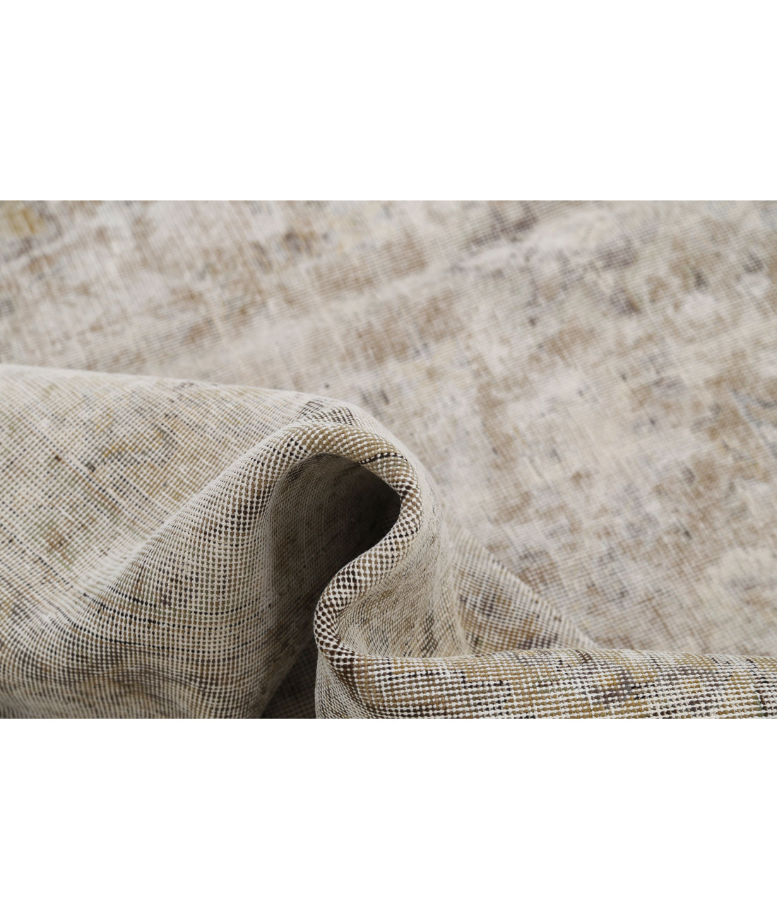 Hand Knotted Vintage Persian Tabriz Wool Rug - 6'11'' x 10'1'' 6'11'' x 10'1'' (208 X 303) / Ivory / Beige