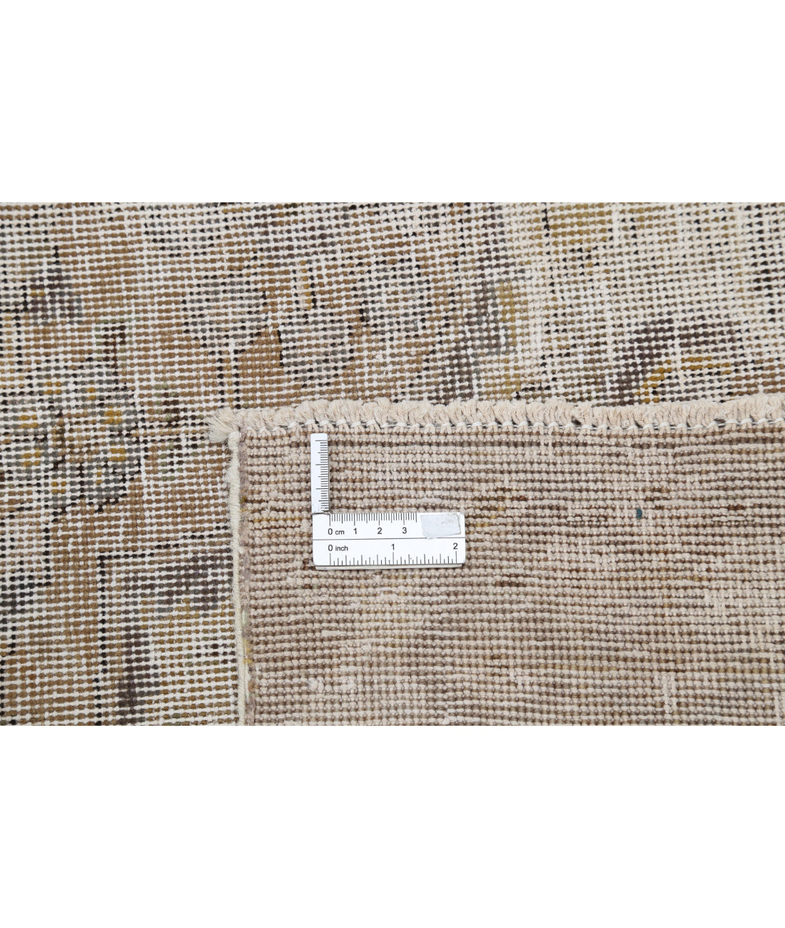 Hand Knotted Vintage Persian Tabriz Wool Rug - 6'11'' x 10'1'' 6'11'' x 10'1'' (208 X 303) / Ivory / Beige