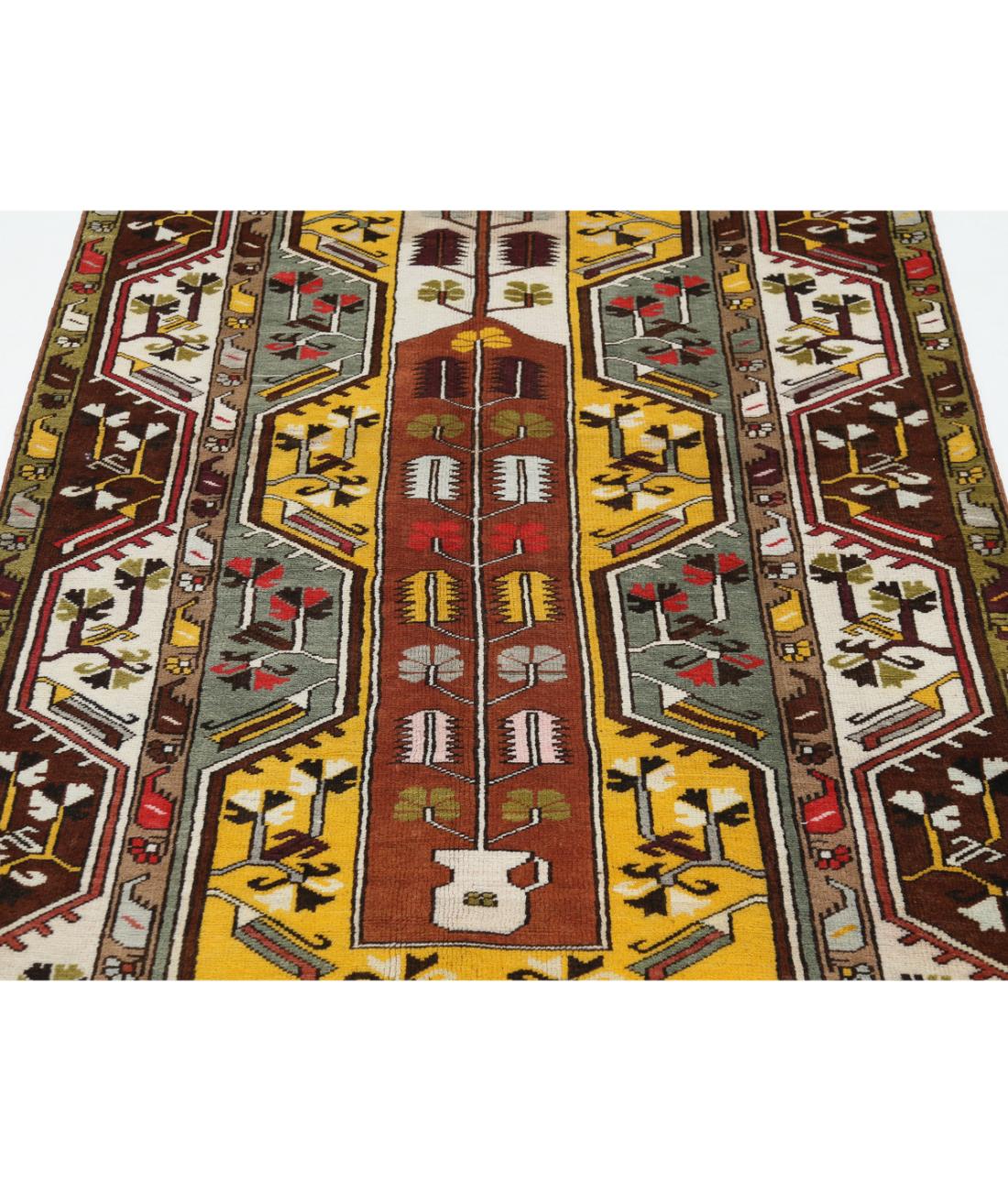 Hand Knotted Vintage Turkish Kars Wool Rug - 3'10'' x 6'6'' 3' 10" X 6' 6" (117 X 198) / Gold / Ivory