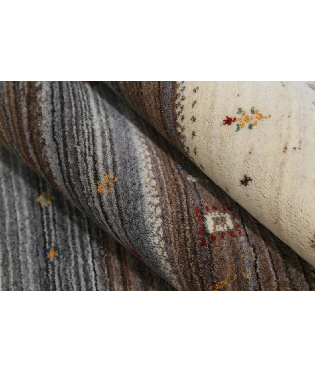 Hand Made Lori Wool Rug 5' 7" X 7' 11"