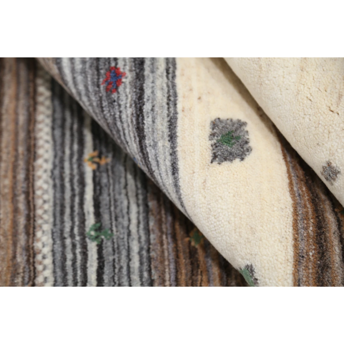 Hand Made Lori Wool Rug 5' 7" X 7' 10"