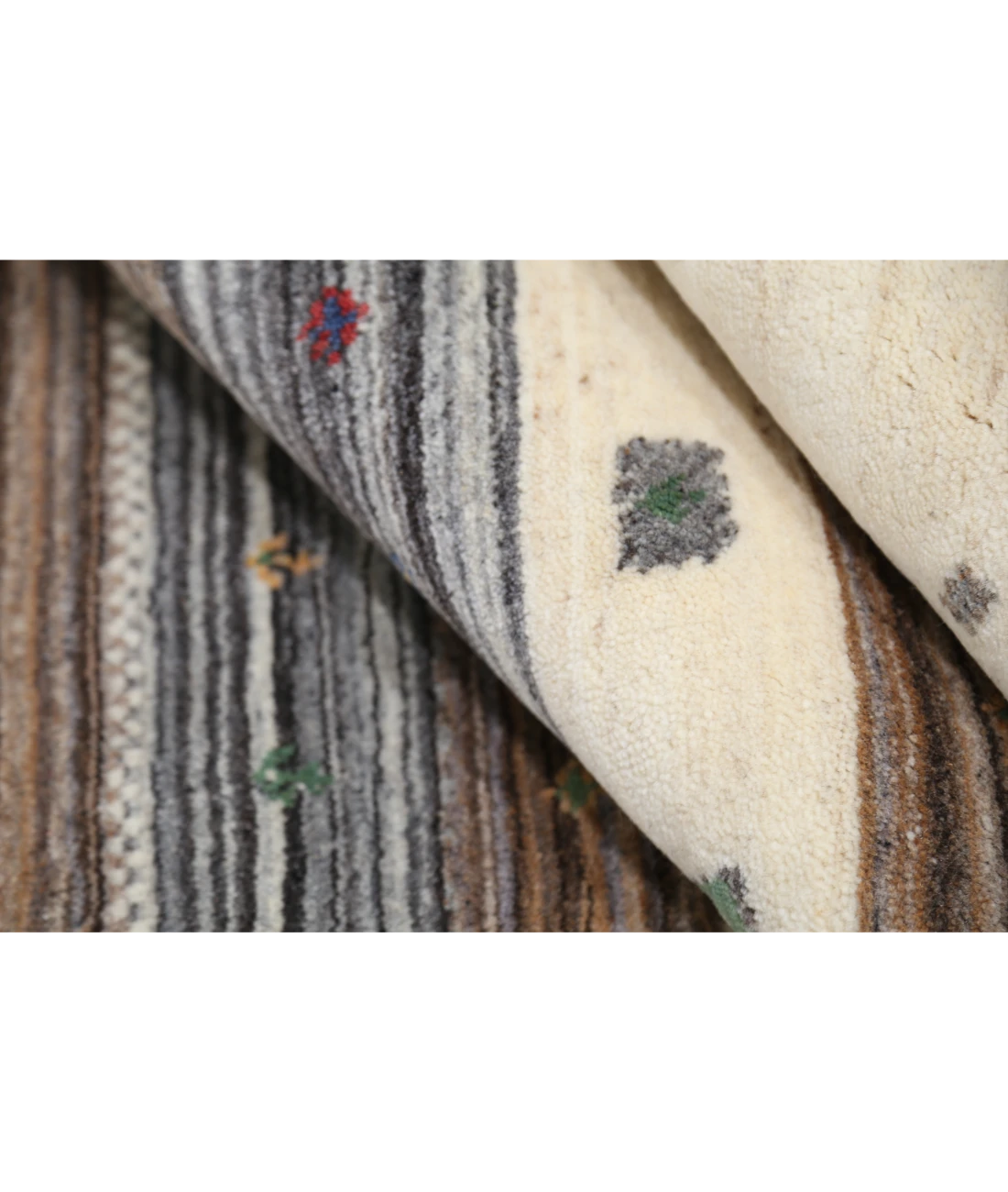 Hand Made Lori Wool Rug 5' 7" X 7' 10"
