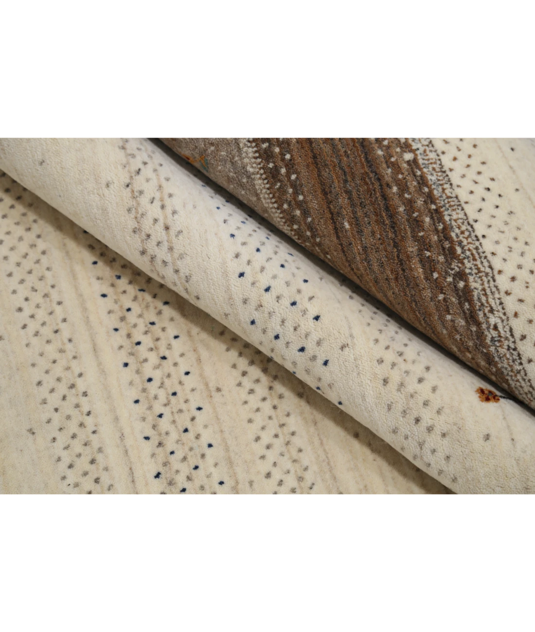 Hand Made Lori Wool Rug 5' 3" X 7' 4"