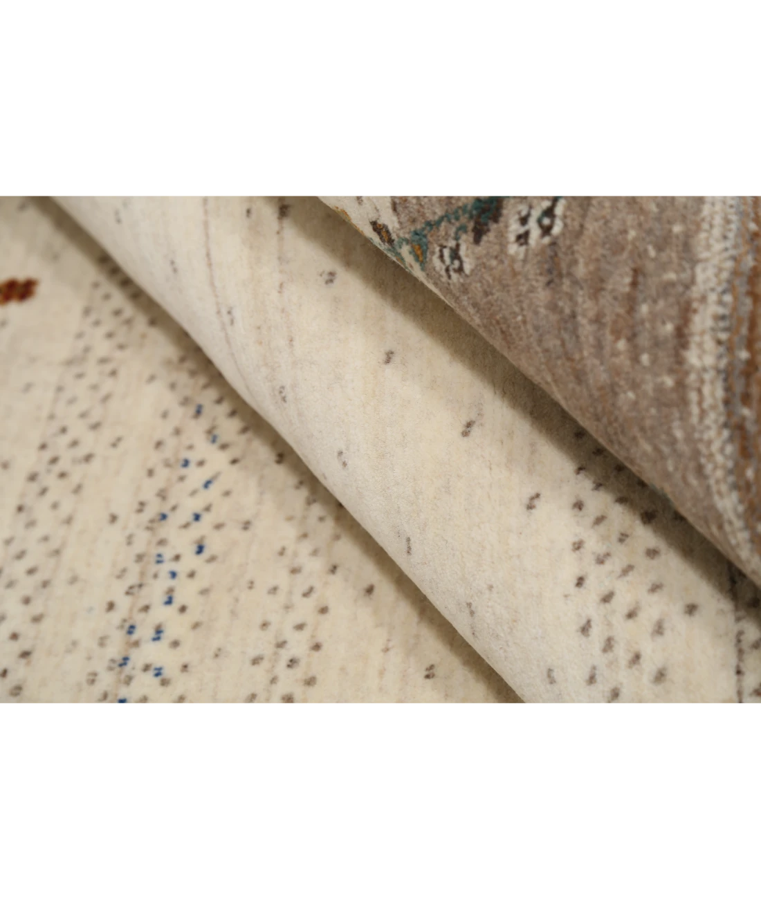Hand Made Lori Wool Rug 4' 6" X 6' 3"