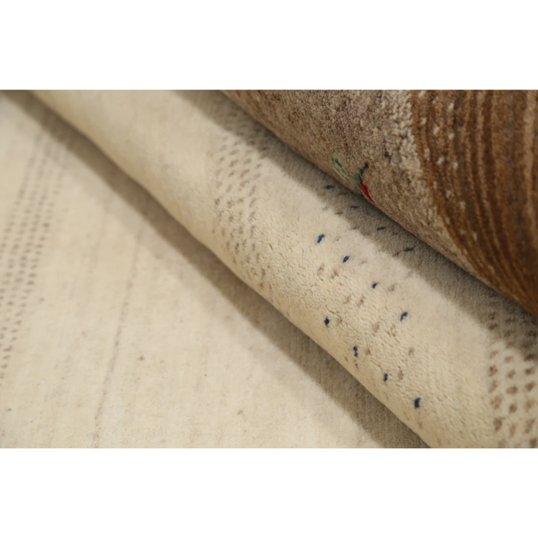 Hand Made Lori Wool Rug 5' 4" X 7' 11"