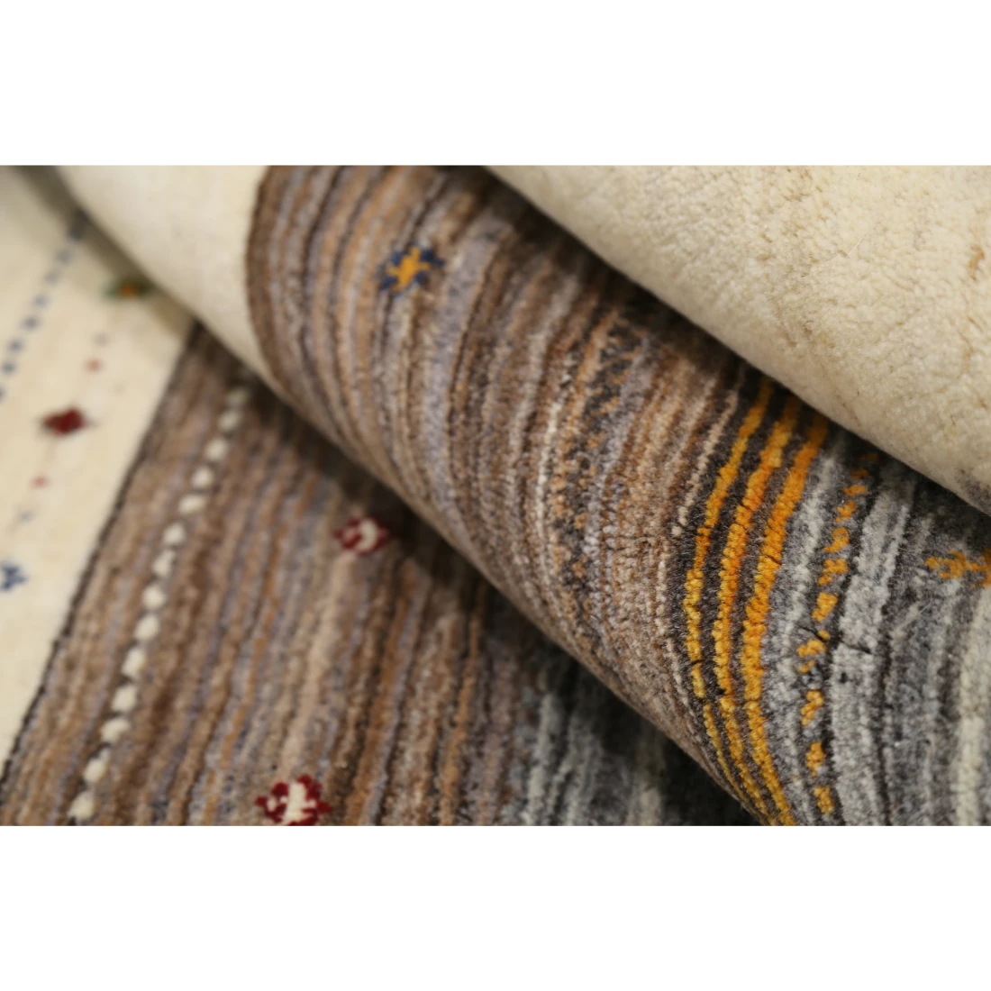 Hand Made Lori Wool Rug 6' 7" X 9' 10"