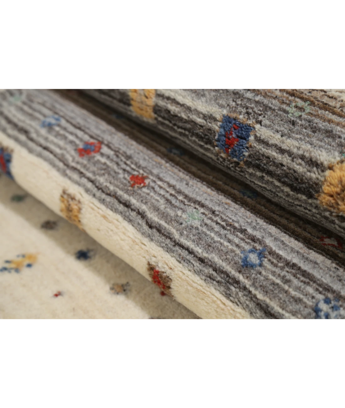 Hand Made Lori Wool Rug 3' 1" X 5' 2"
