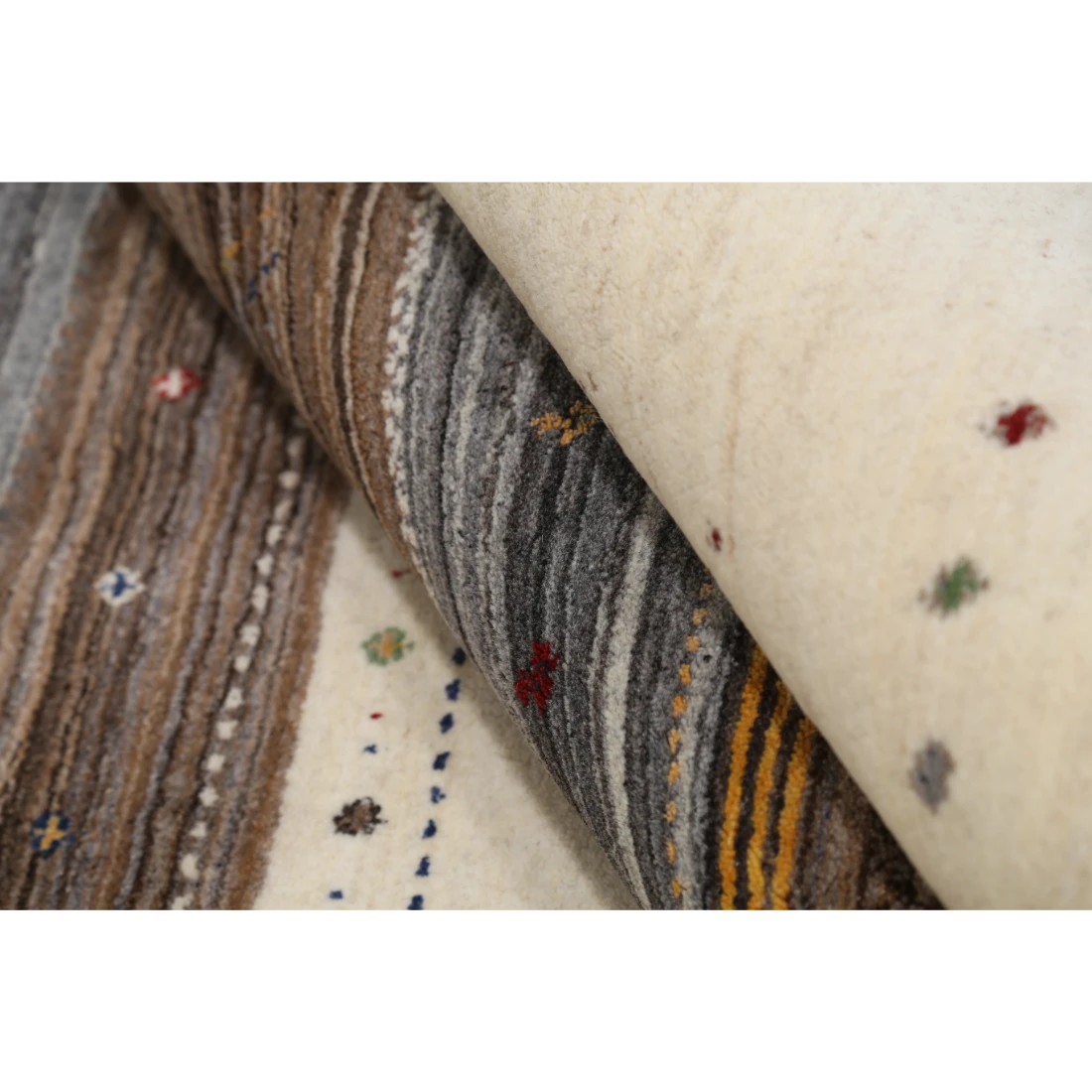 Hand Made Lori Wool Rug 6' 6" X 9' 10"