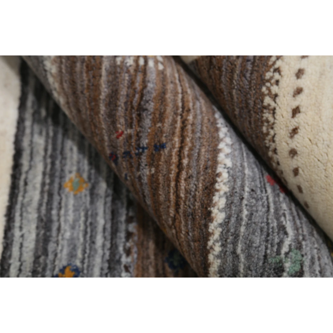 Hand Made Lori Wool Rug 5' 7" X 7' 10"
