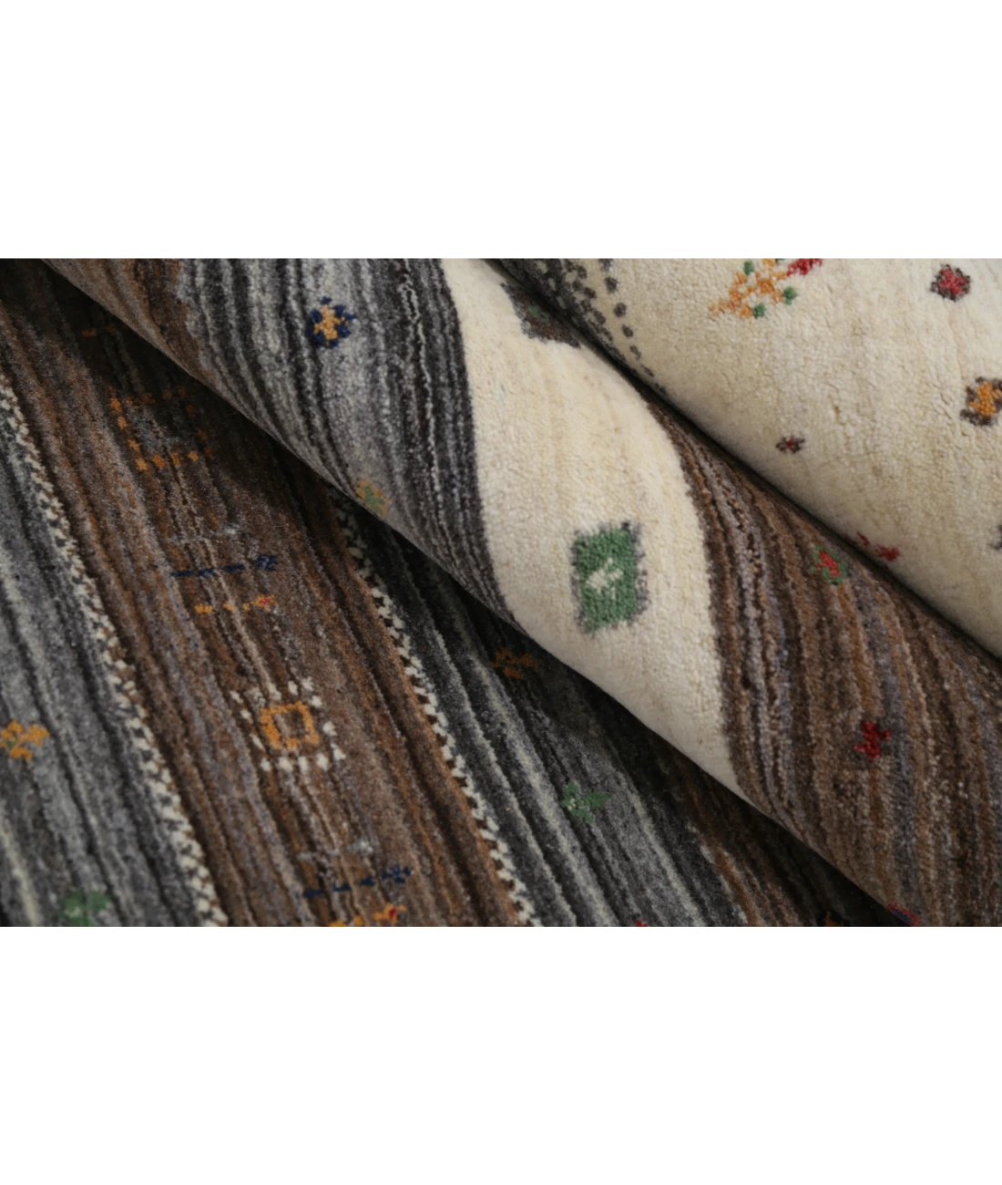 Hand Made Lori Wool Rug 5' 9" X 7' 10"