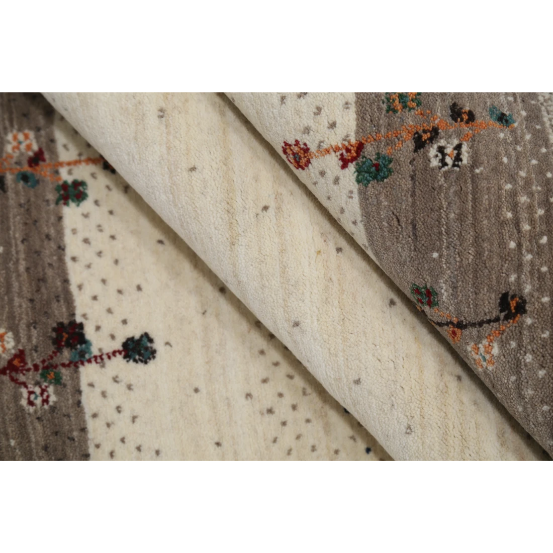 Hand Made Lori Wool Rug 4' 10" X 6' 7"
