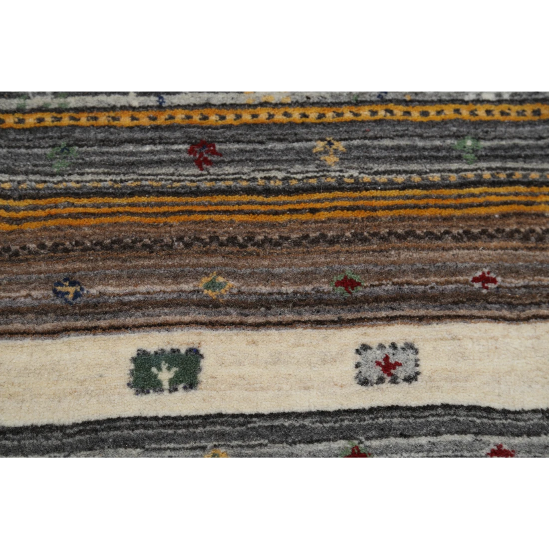 Hand Made Lori Wool Rug 3' 10" X 5' 10"
