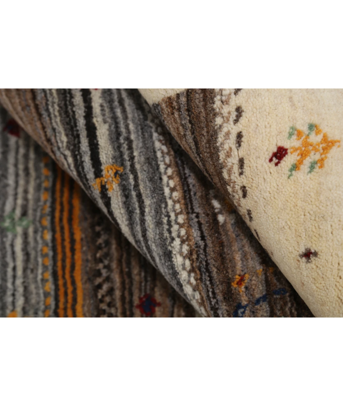 Hand Made Lori Wool Rug 4' 0" X 5' 11"