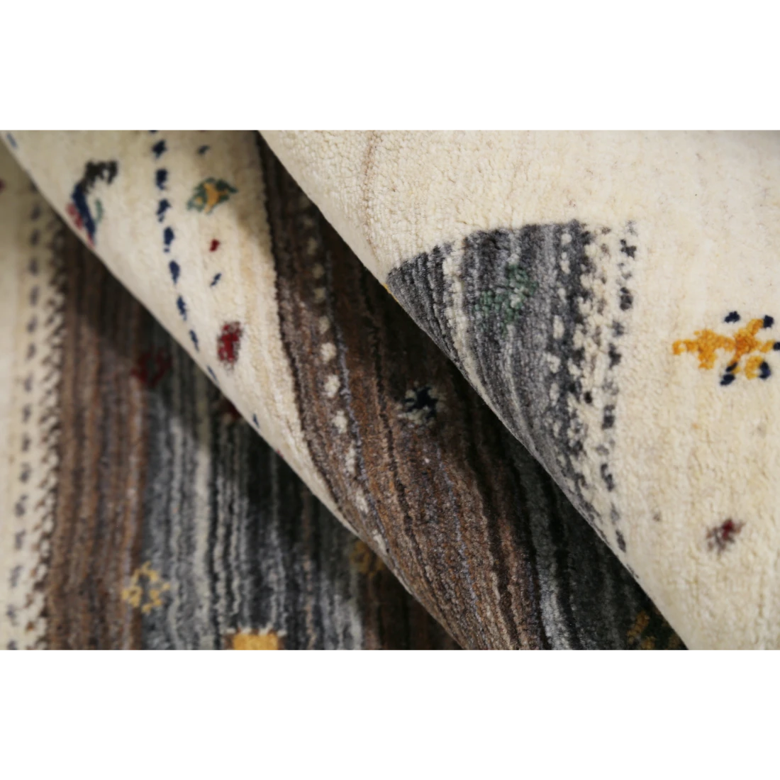 Hand Made Lori Wool Rug 3' 11" X 5' 11"