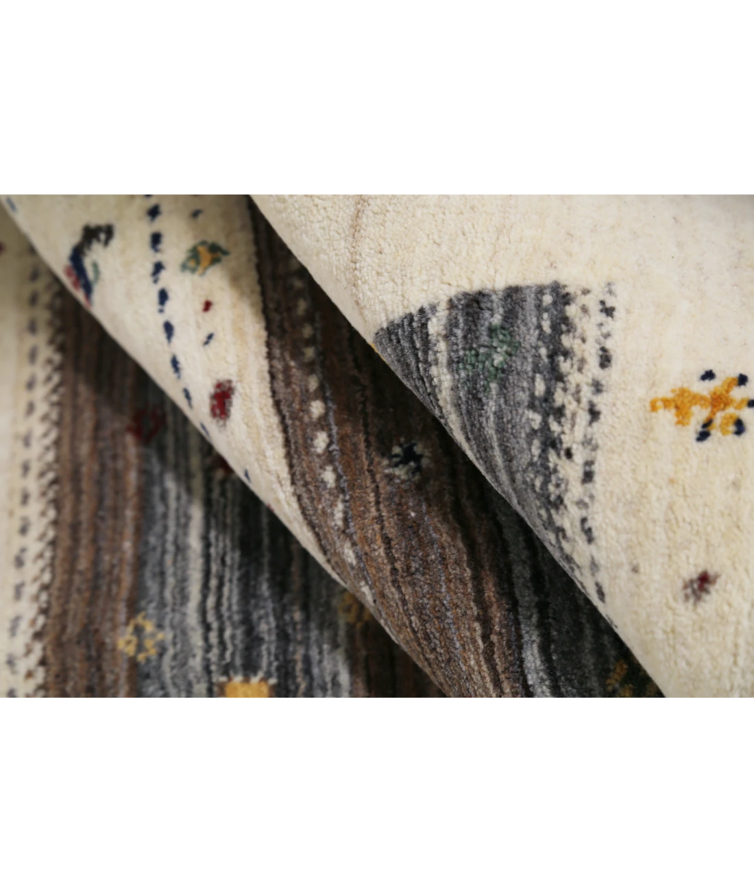 Hand Made Lori Wool Rug 3' 11" X 5' 11"