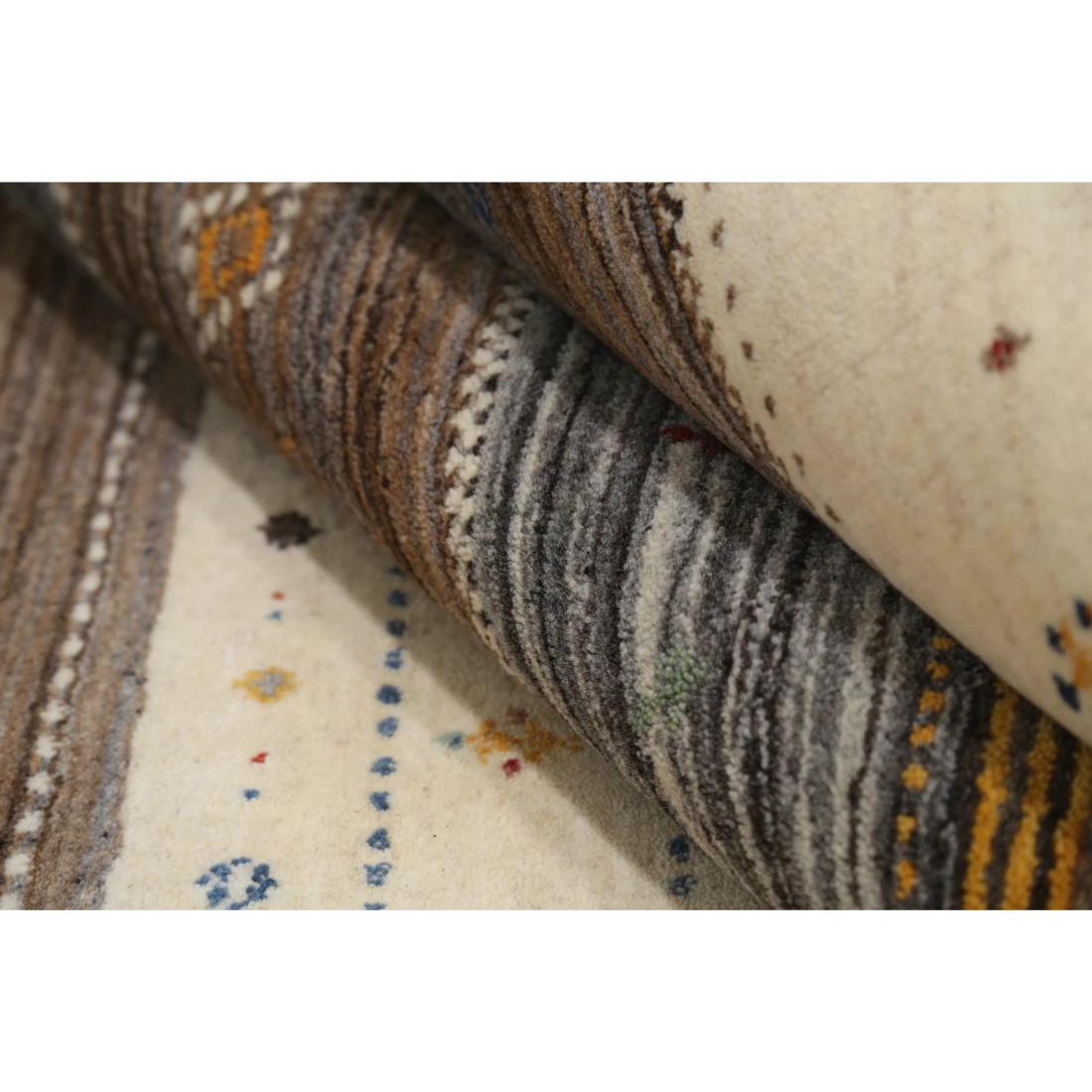 Hand Made Lori Wool Rug 6' 7" X 9' 10"
