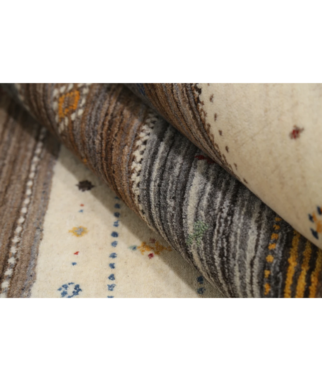 Hand Made Lori Wool Rug 6' 7" X 9' 10"