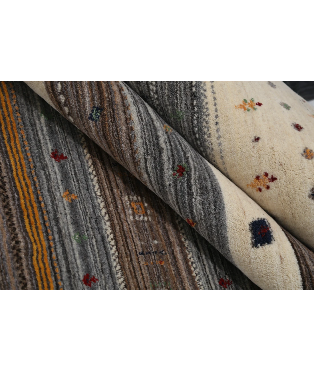 Hand Made Lori Wool Rug 5' 7" X 7' 10"